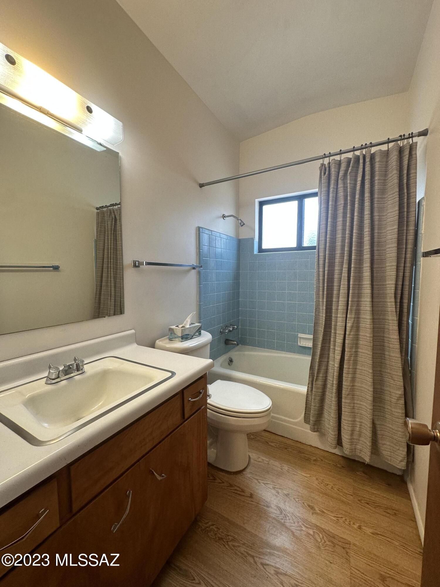 1620 N Camilla Boulevard