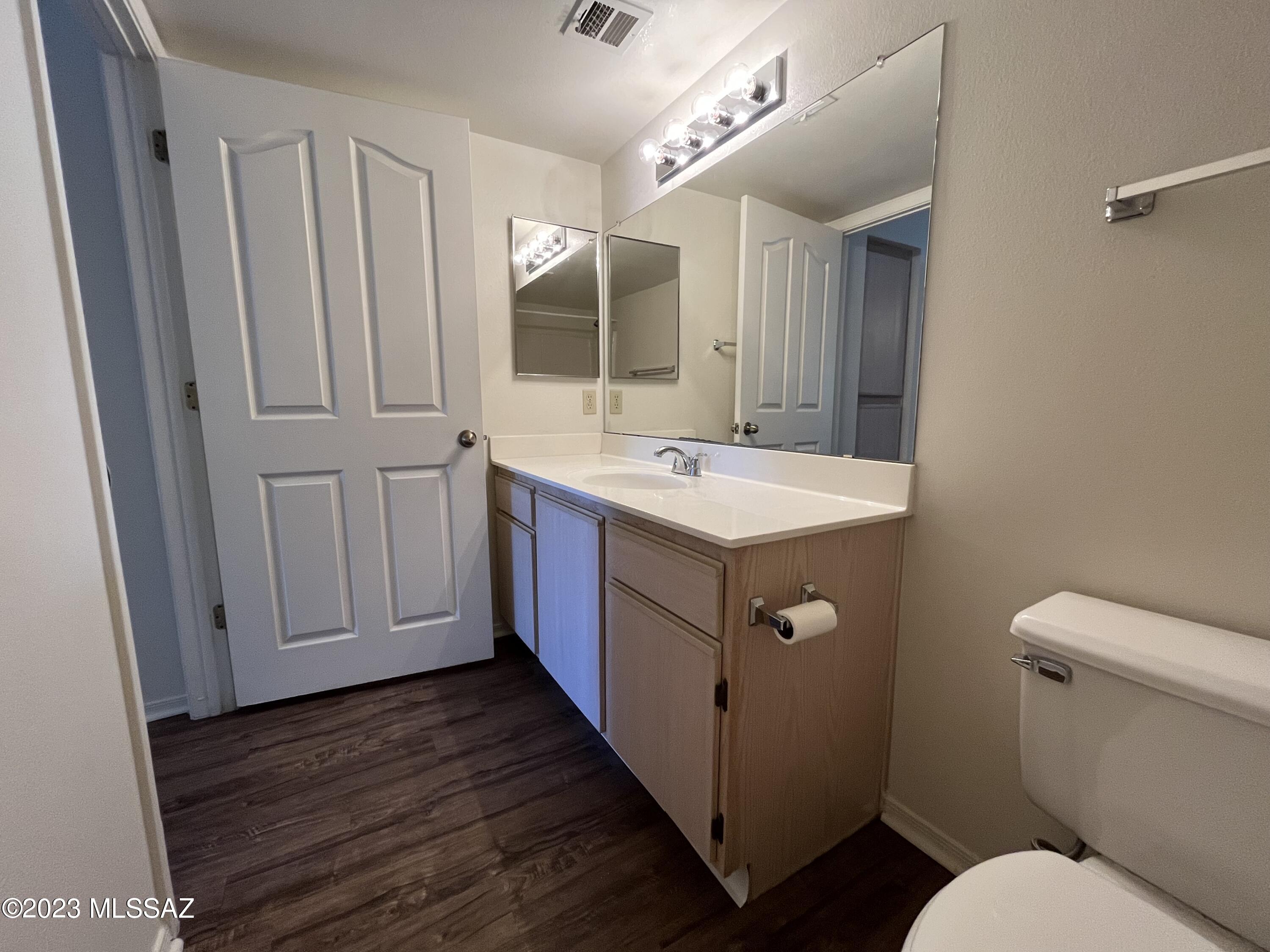 5751 N Kolb Road Unit: 34204