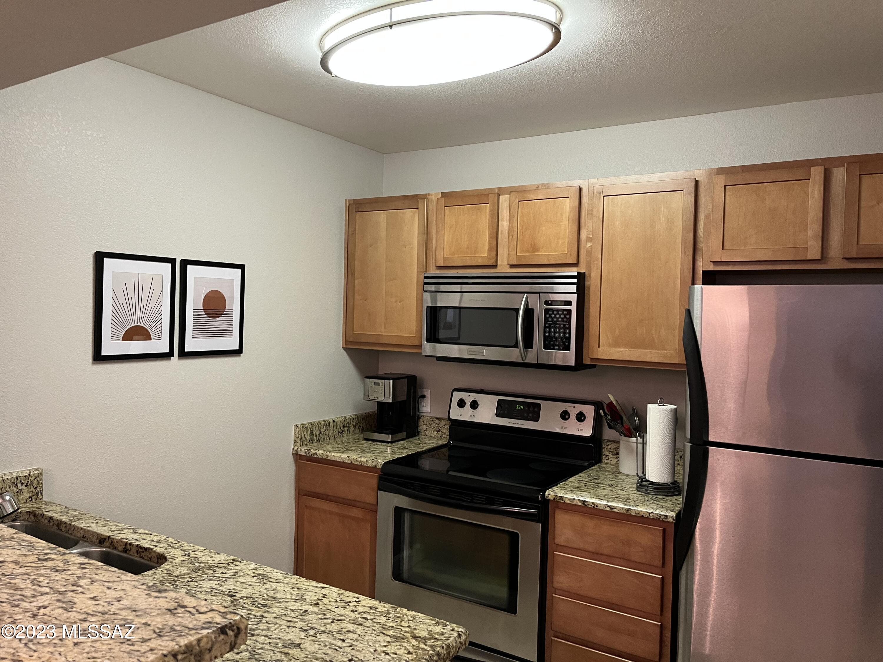 5751 N KOLB Road Unit: 40103