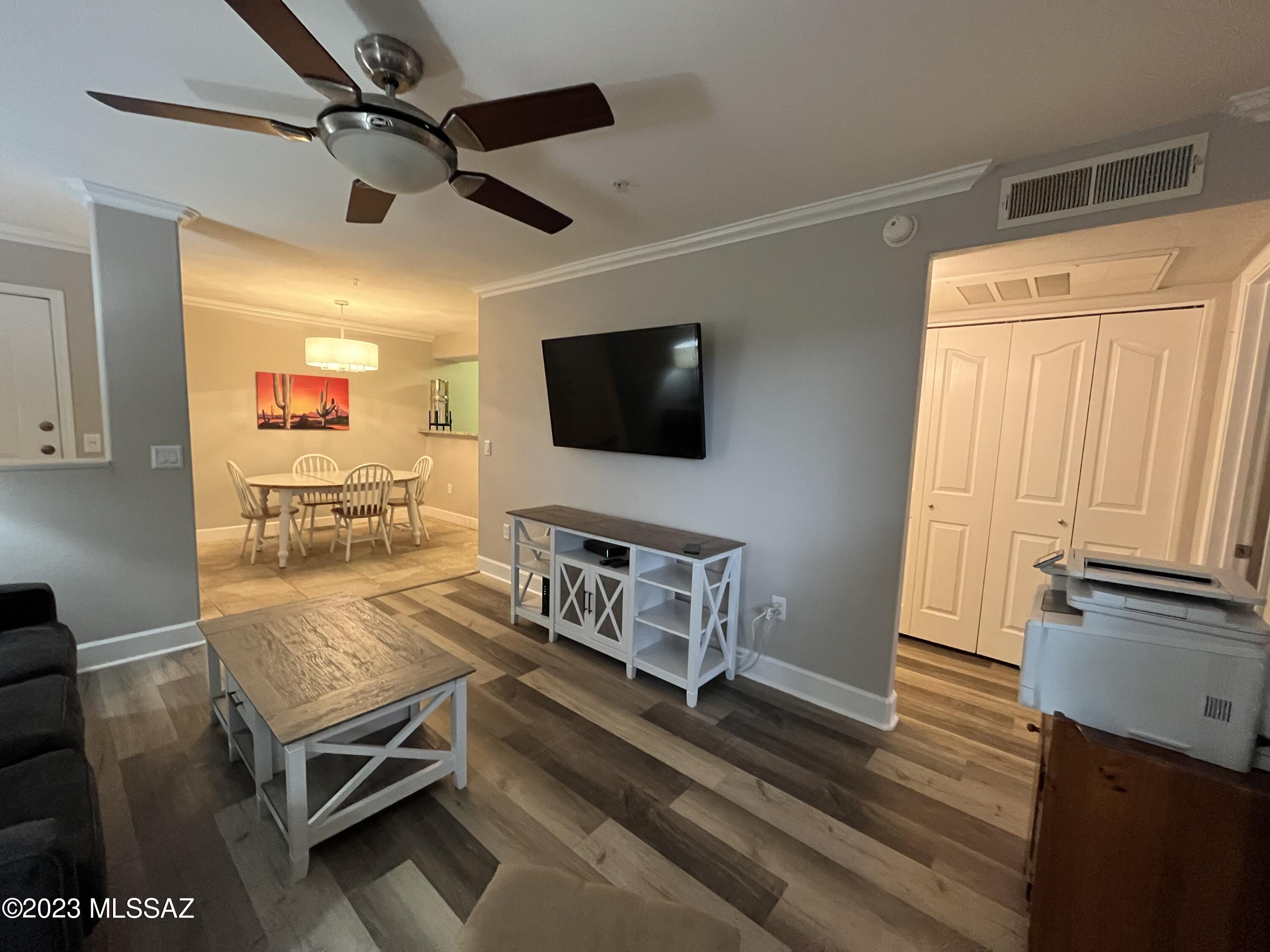 5751 N KOLB Road Unit: 40103