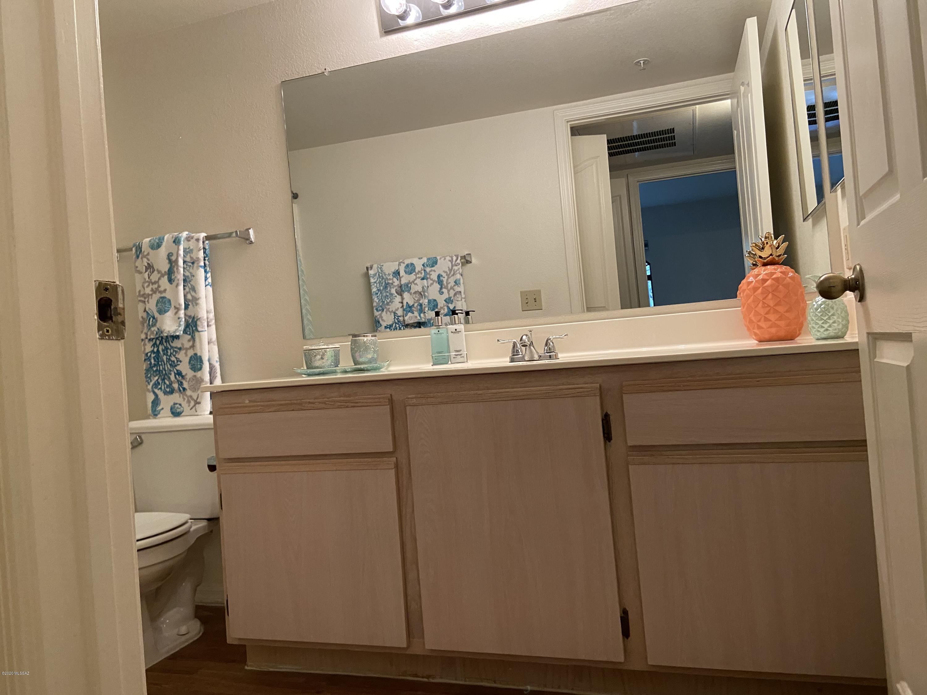 5751 N Kolb Road Unit: 7204