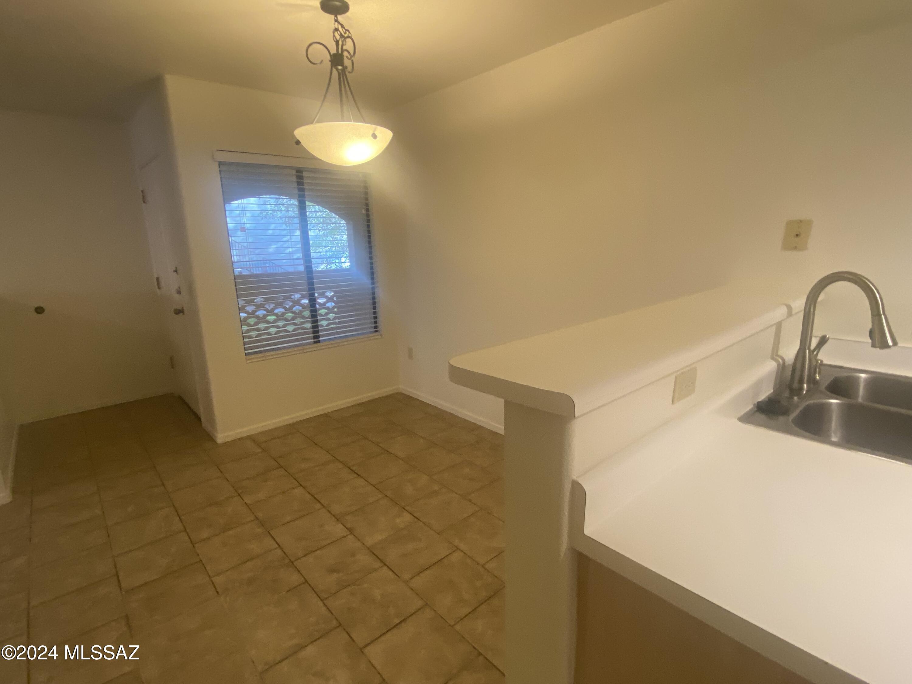 5751 N Kolb Road Unit: 21207