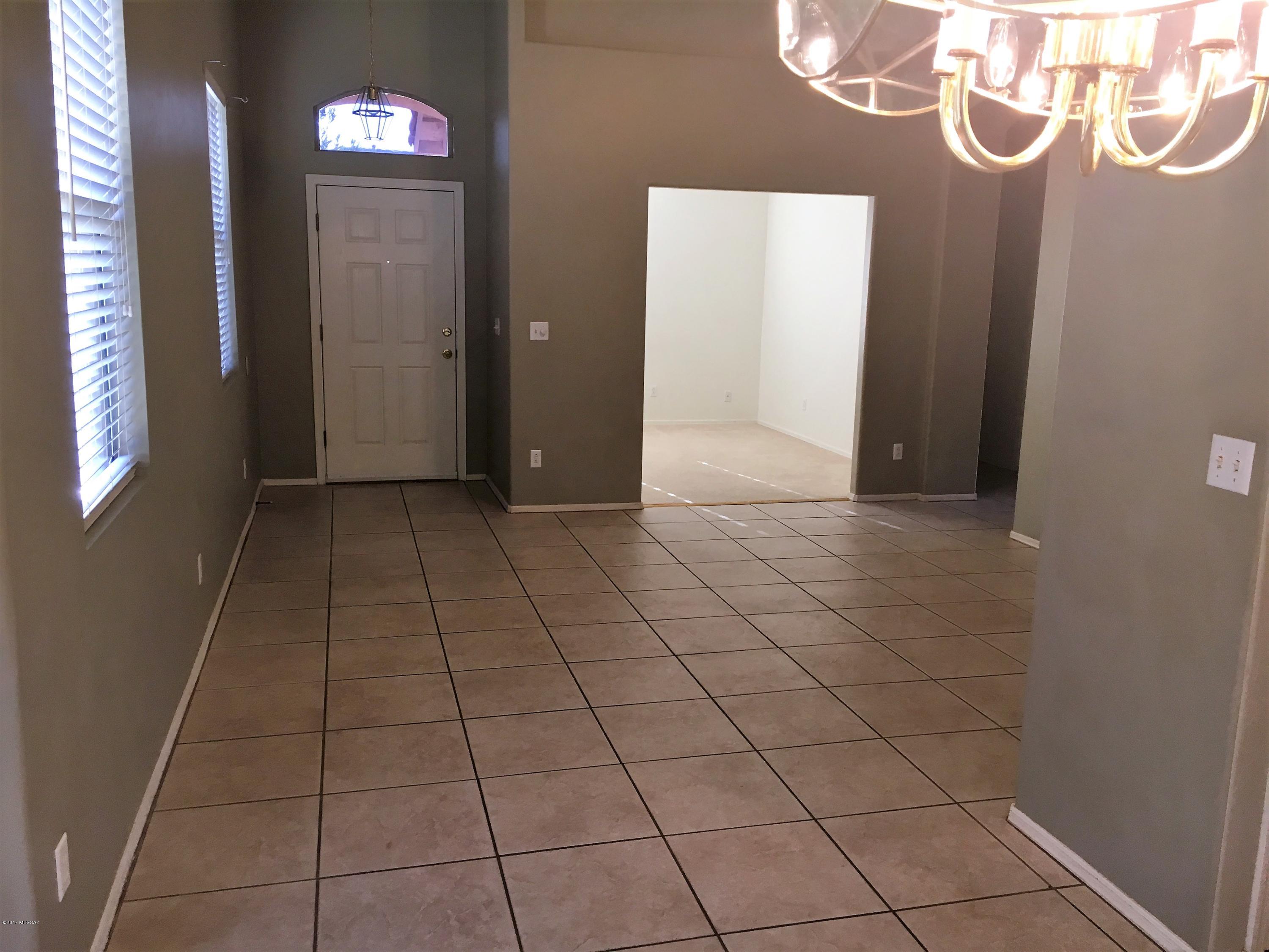 12181 N Makayla Canyon Drive