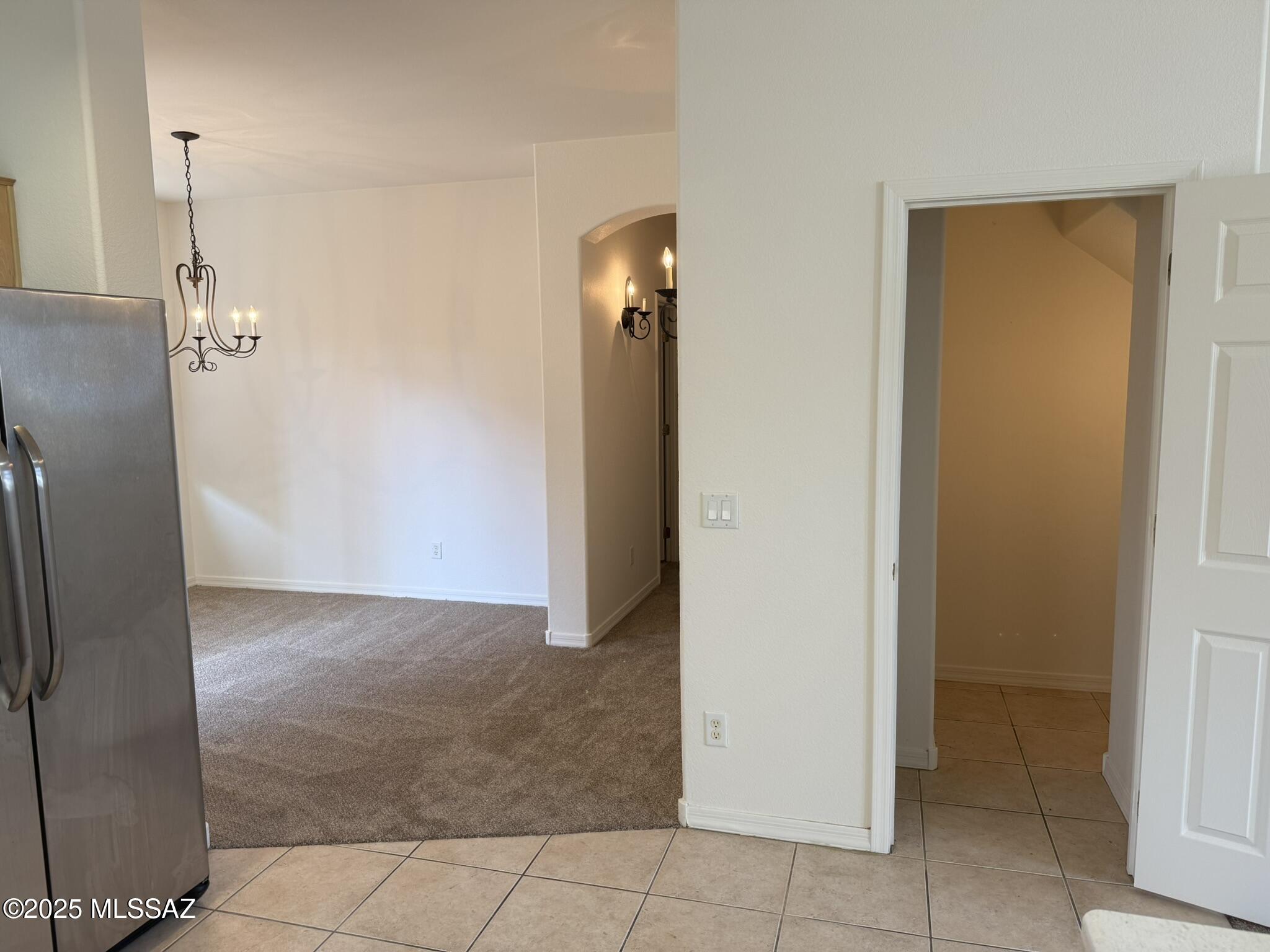 114 E Calle Del Rondador