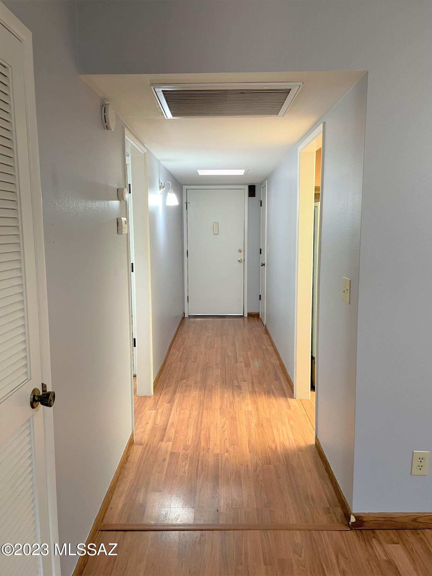 2525 E Prince Road Unit: 14