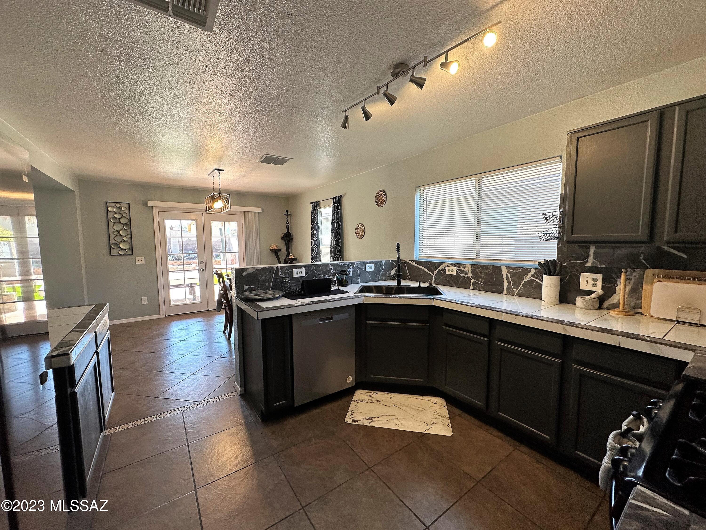 6114 S Earp Wash Lane