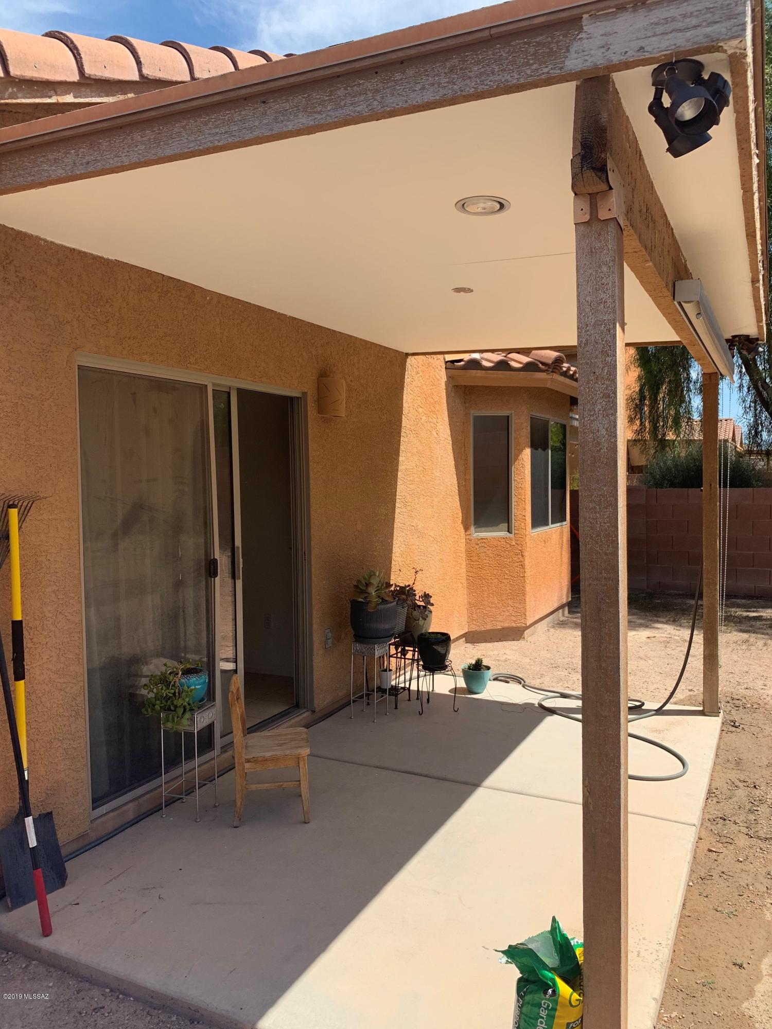 3994 E Agate Knoll Drive