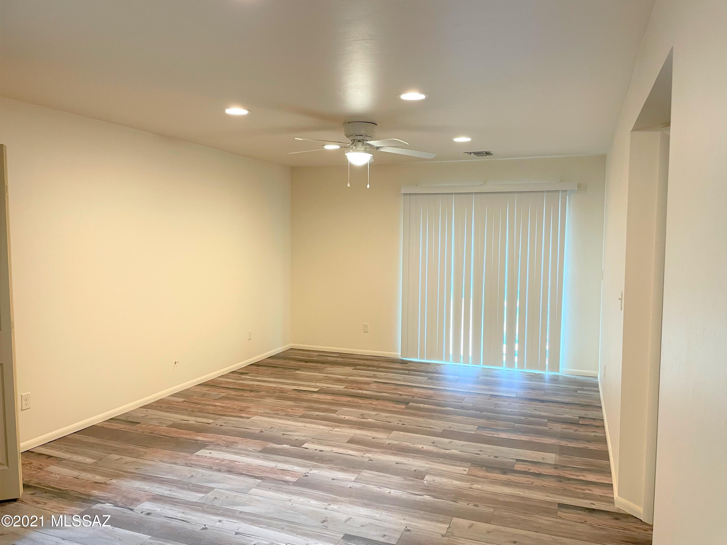 2545 E Spring Street Unit: 1