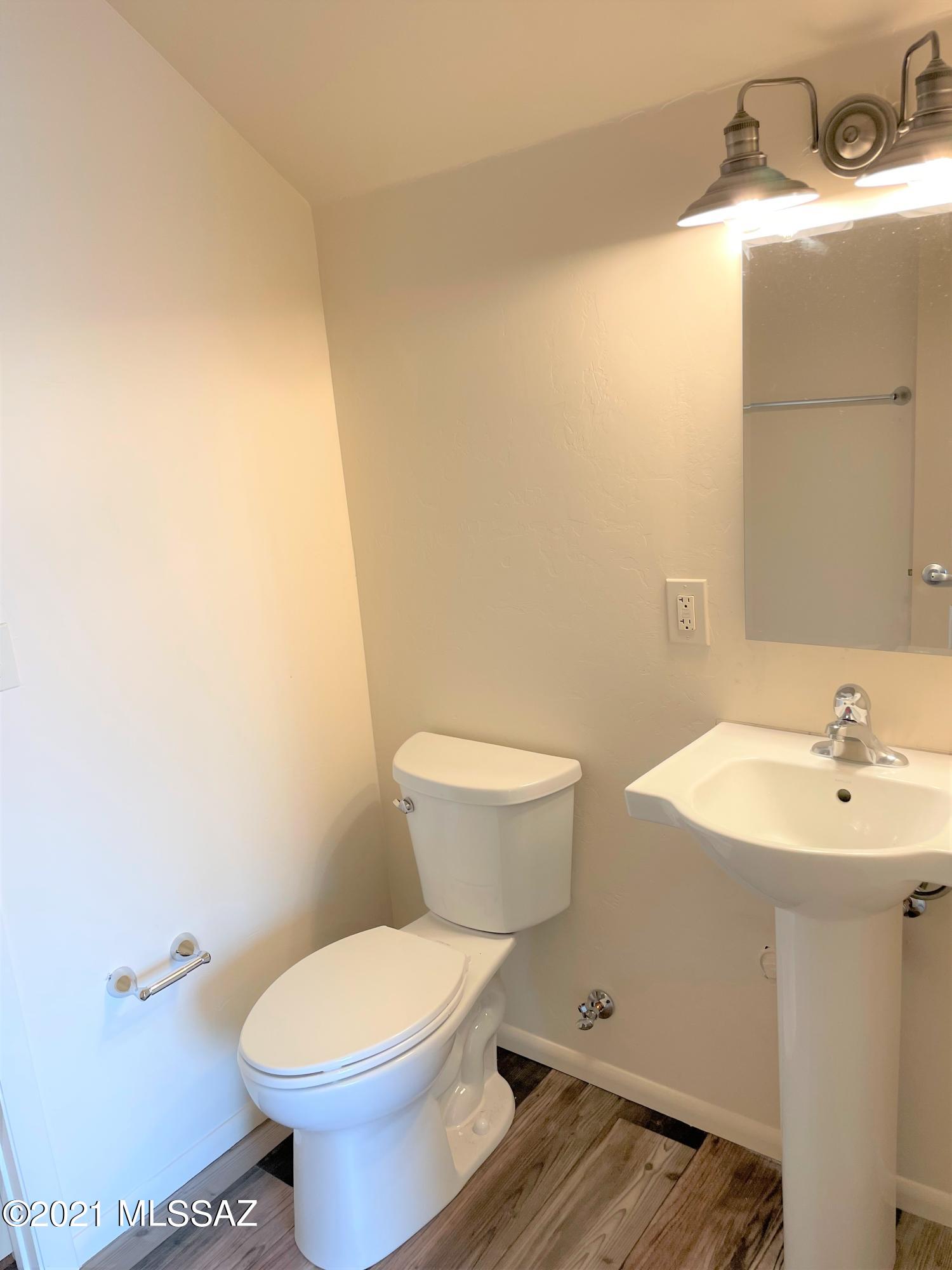 2545 E Spring Street Unit: 1