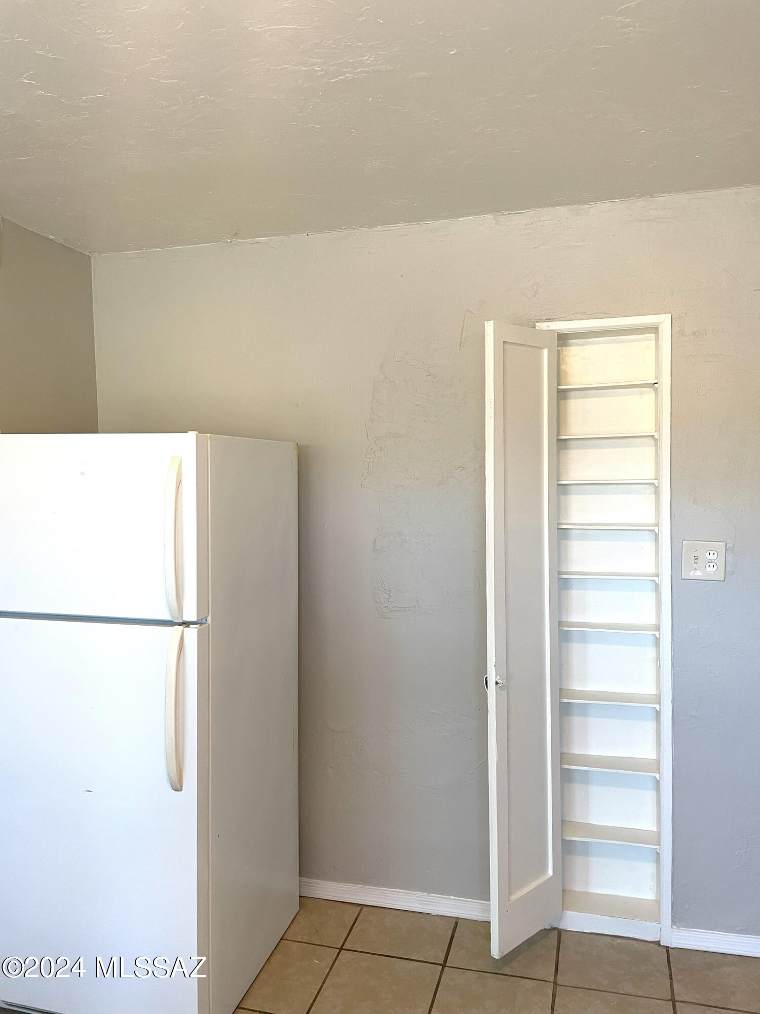 2638 N Columbus Boulevard Unit: 1