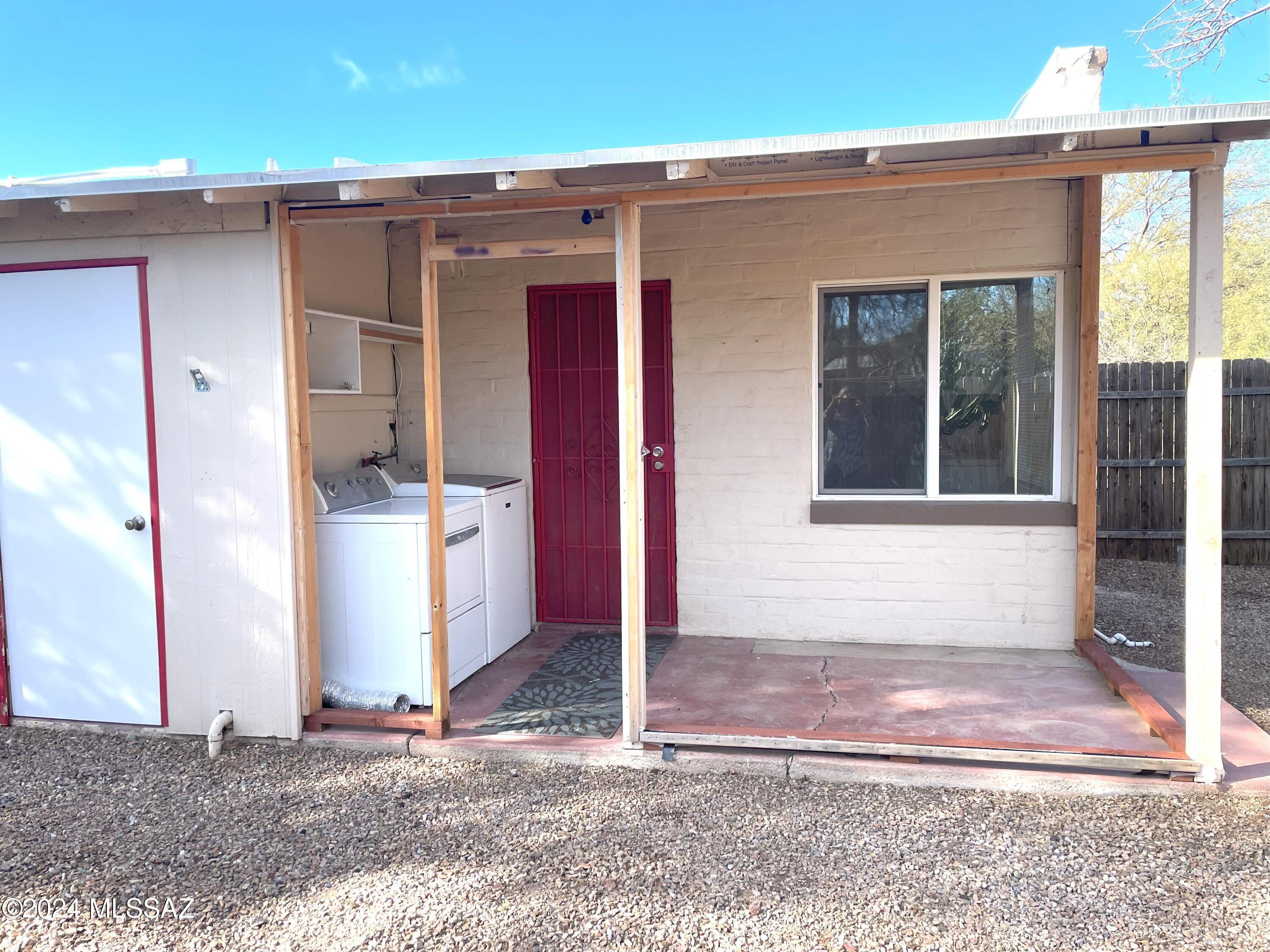 2638 N Columbus Boulevard Unit: 1