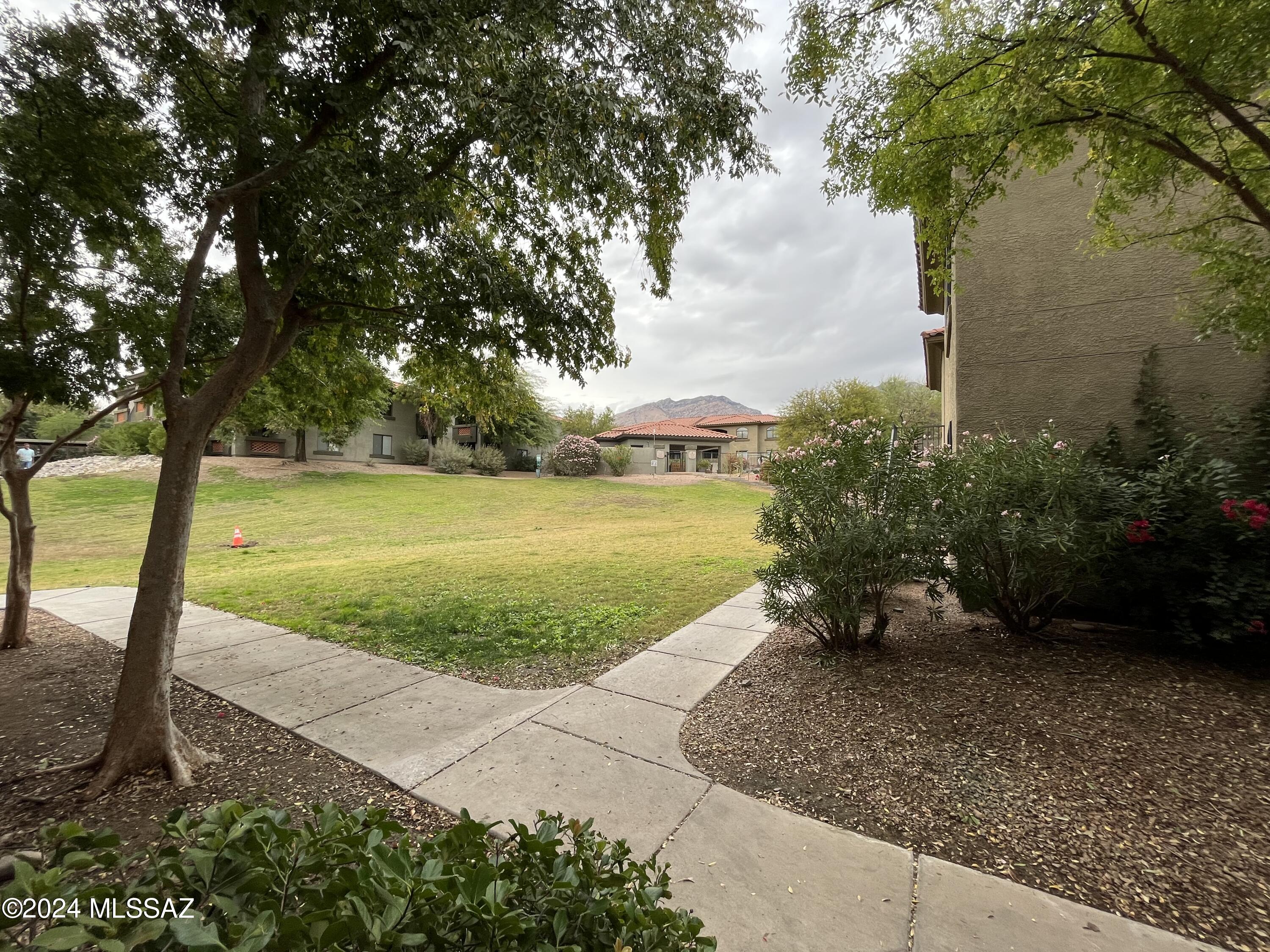 5751 N Kolb Road Unit: # 26101