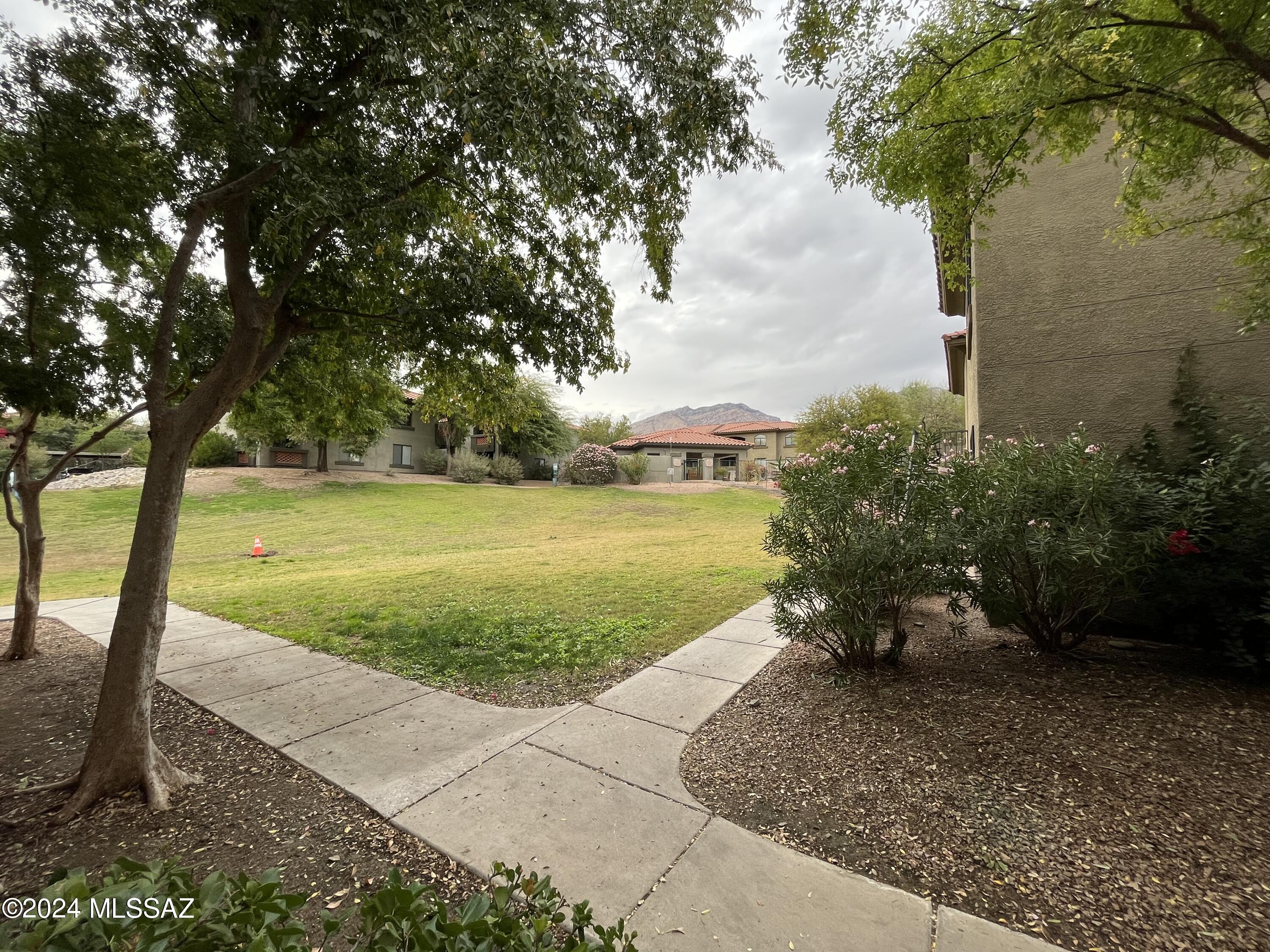 5751 N Kolb Road Unit: # 26101