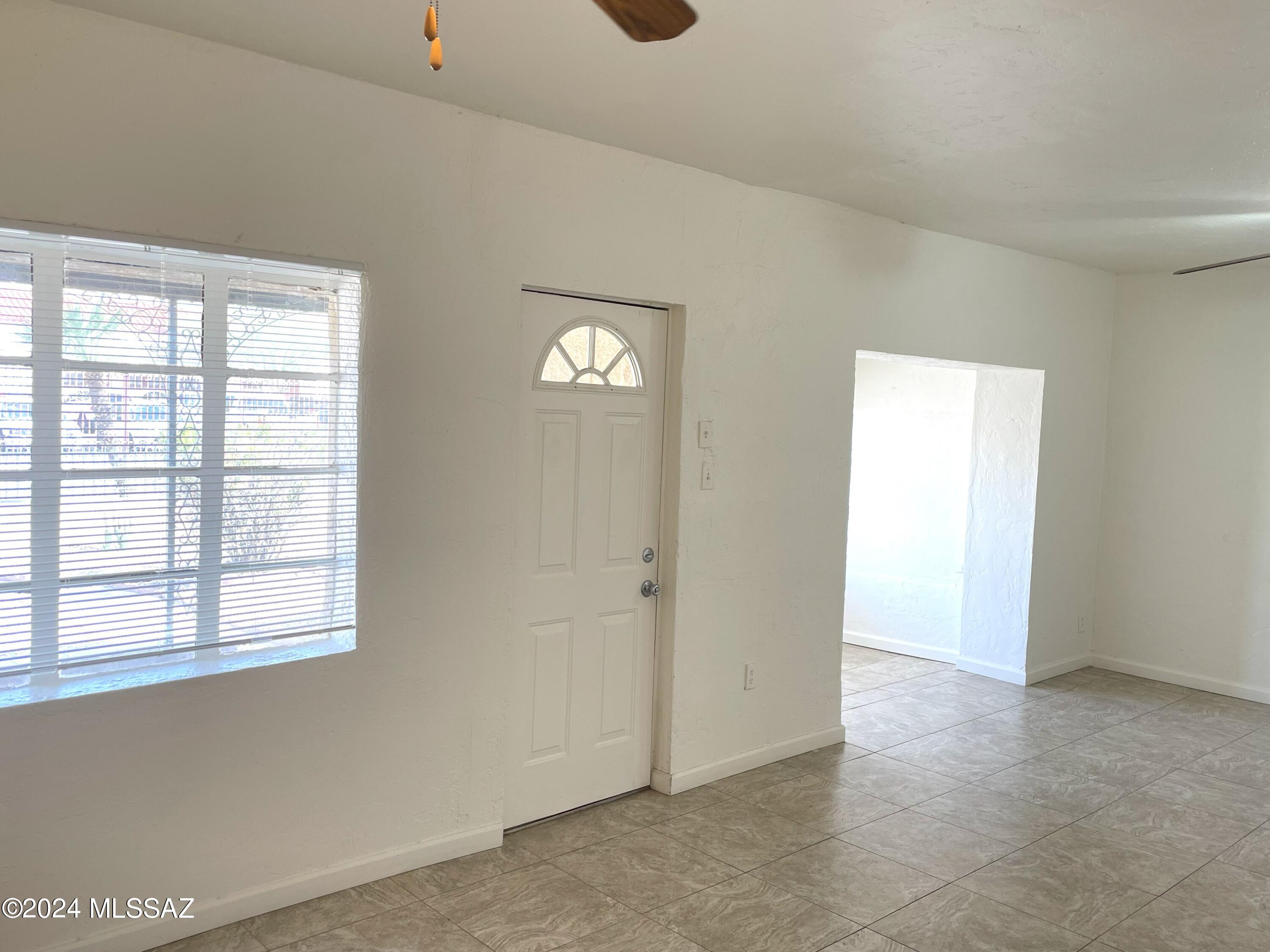 1307 W St Clair Street Unit: 1