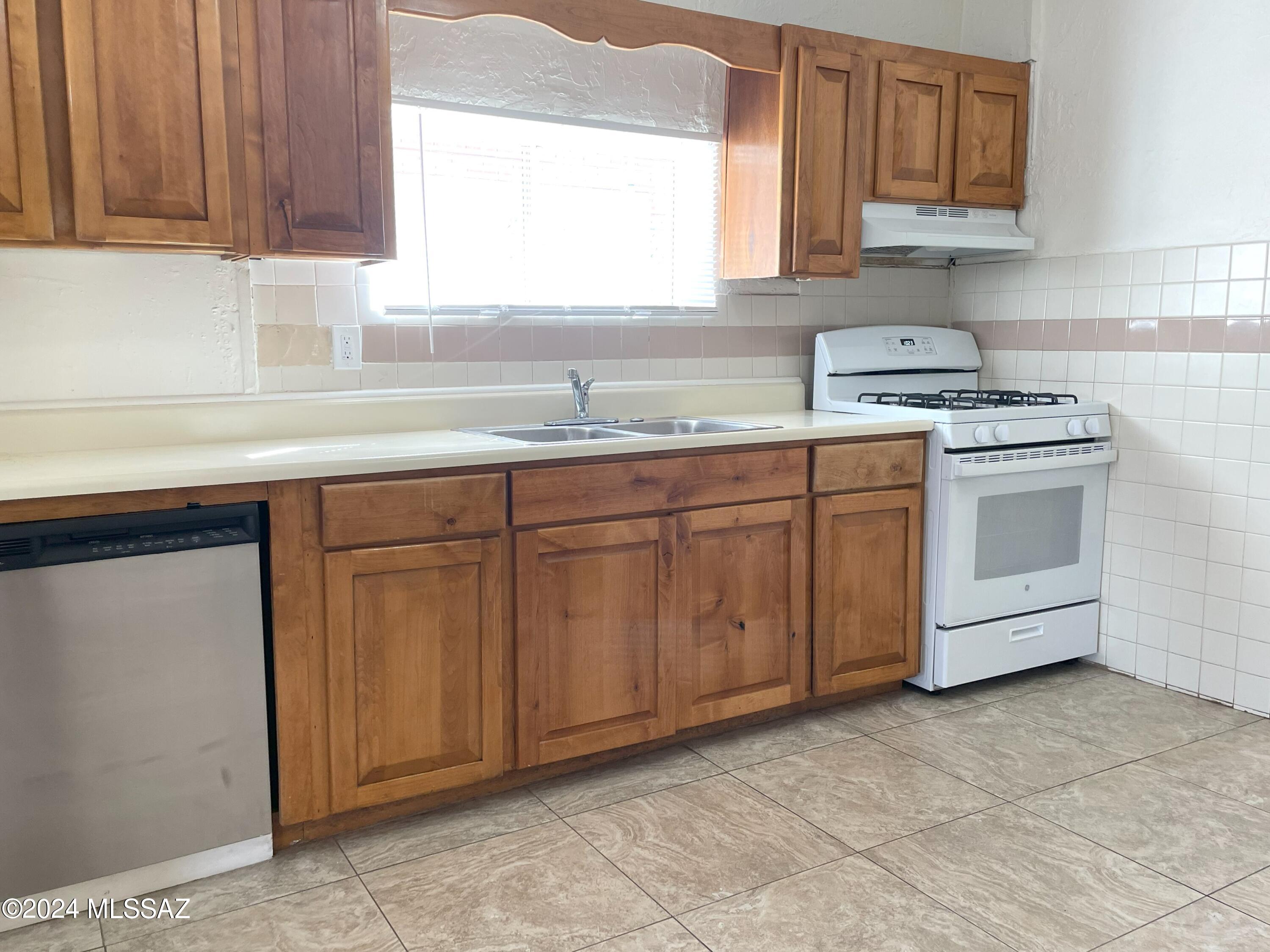 1307 W St Clair Street Unit: 1