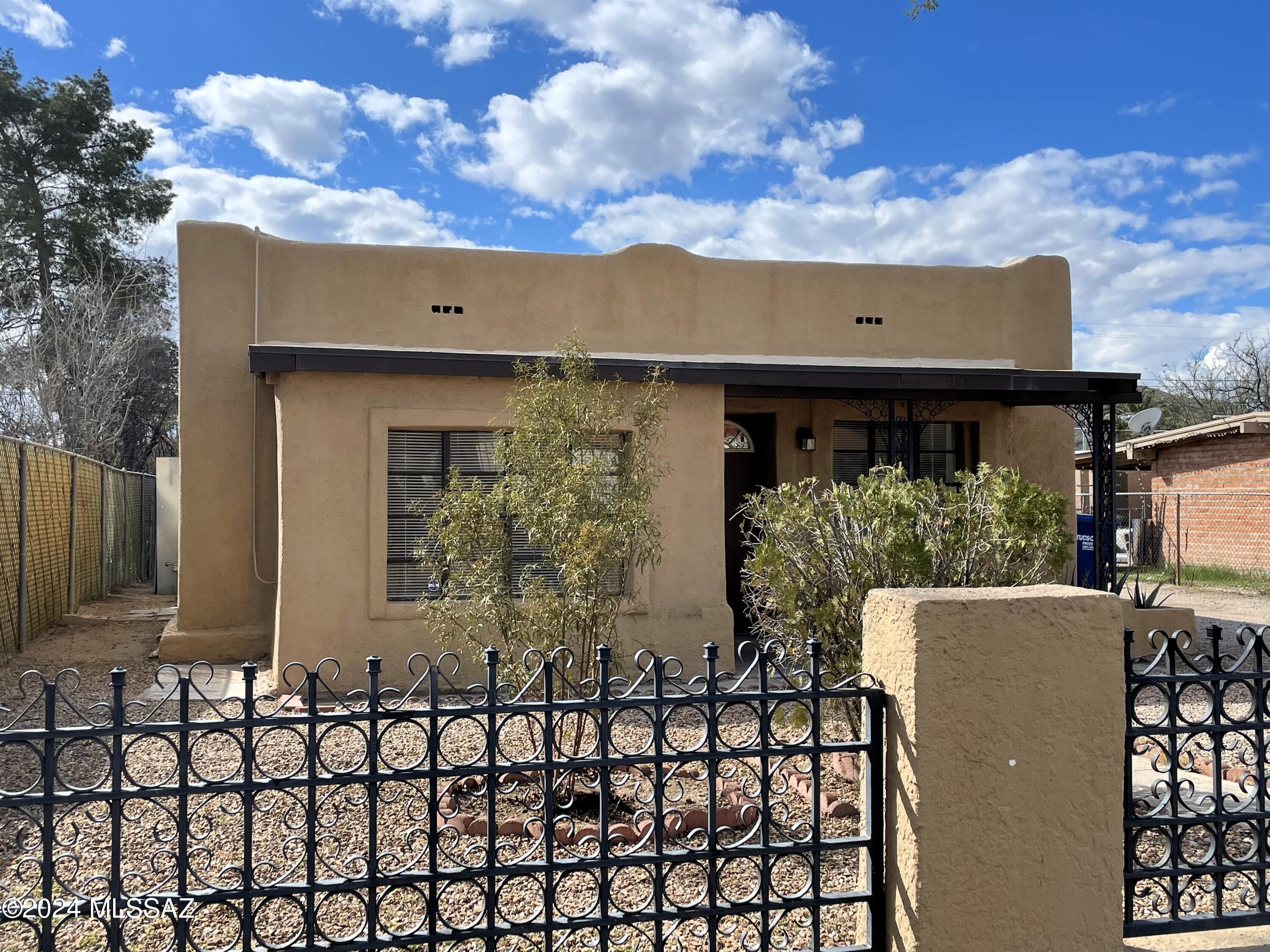 1307 W St Clair Street Unit: 1