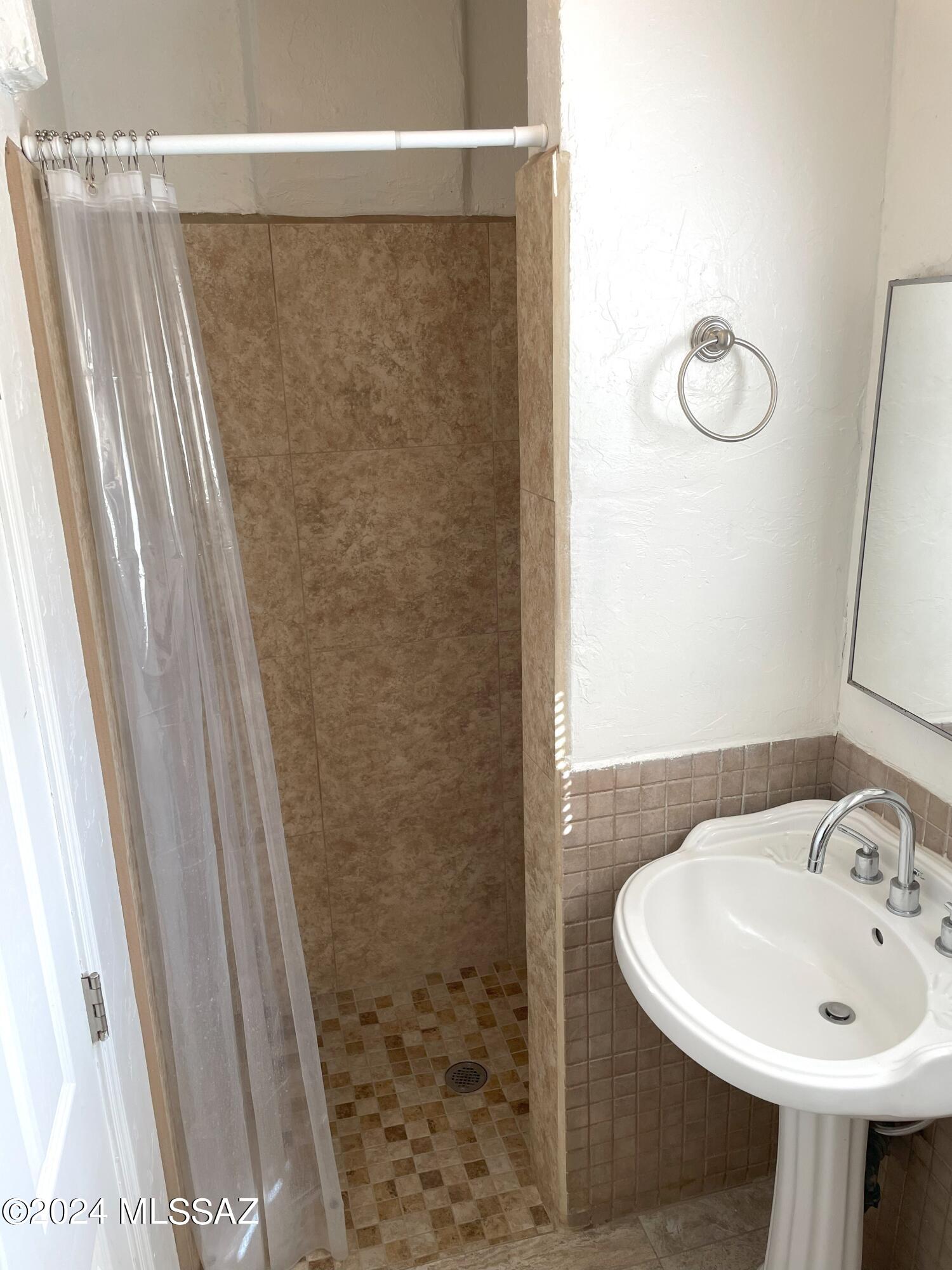 1307 W St Clair Street Unit: 1