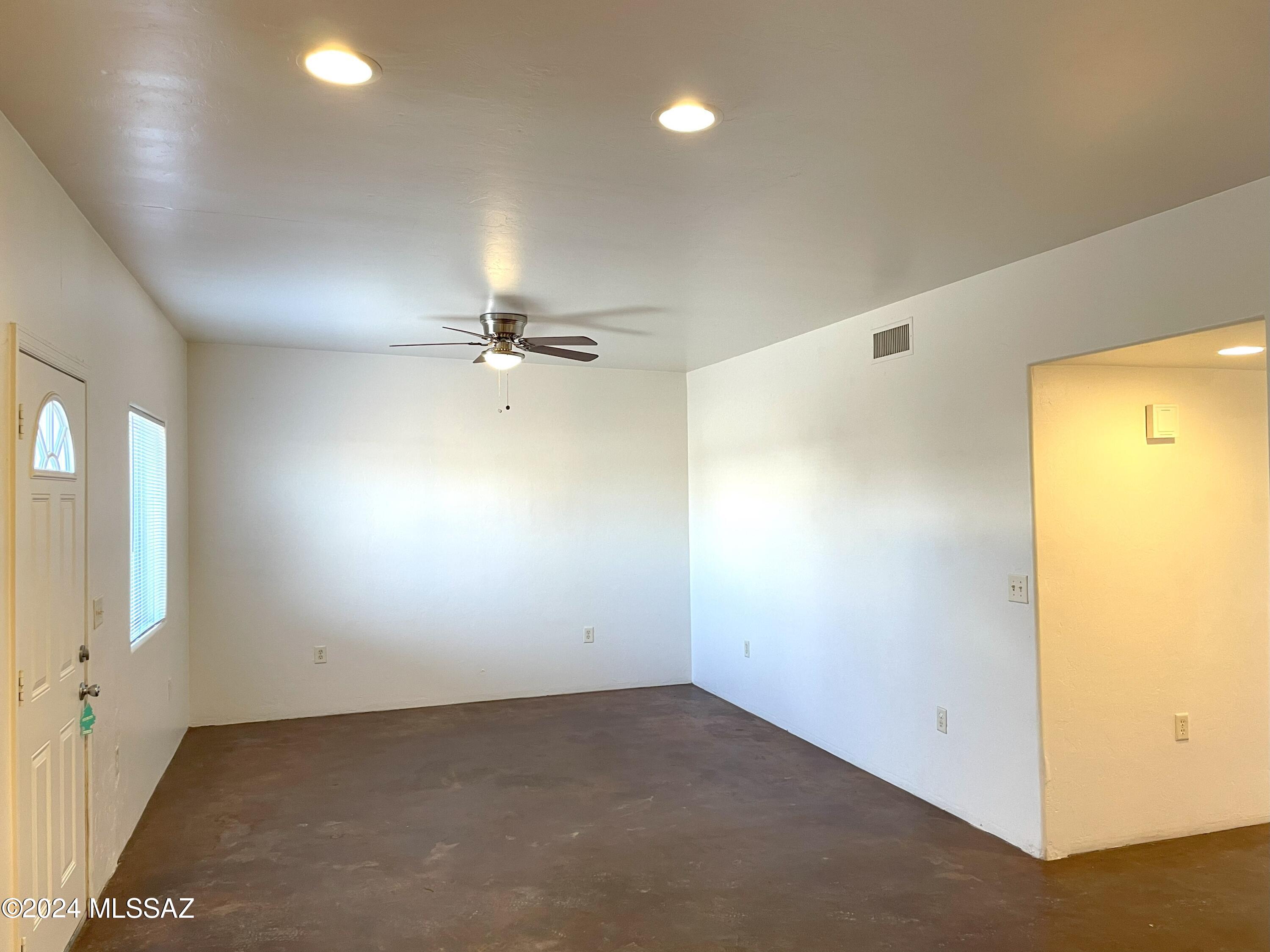 1307 W St Clair Street Unit: 1