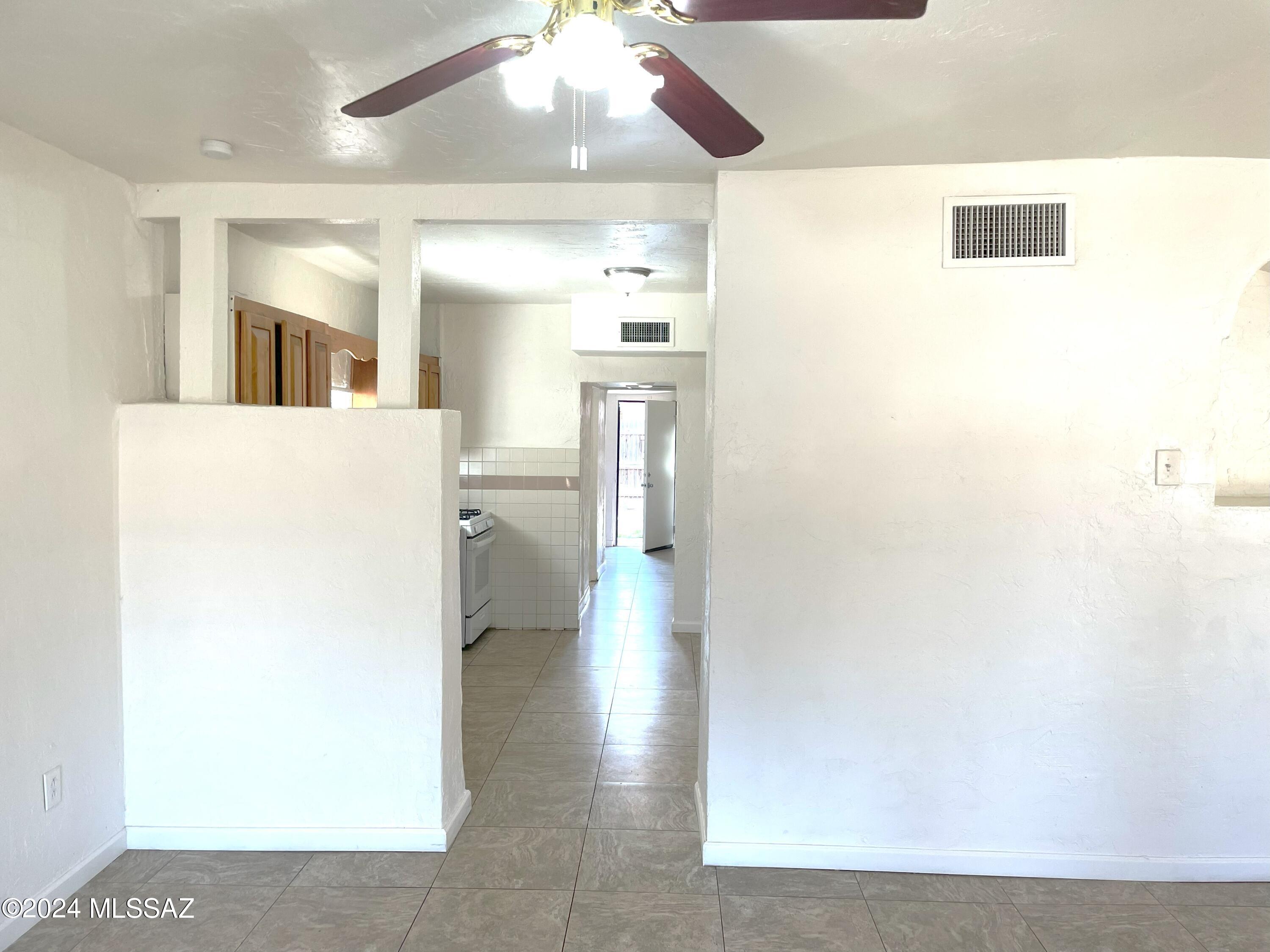 1307 W St Clair Street Unit: 1