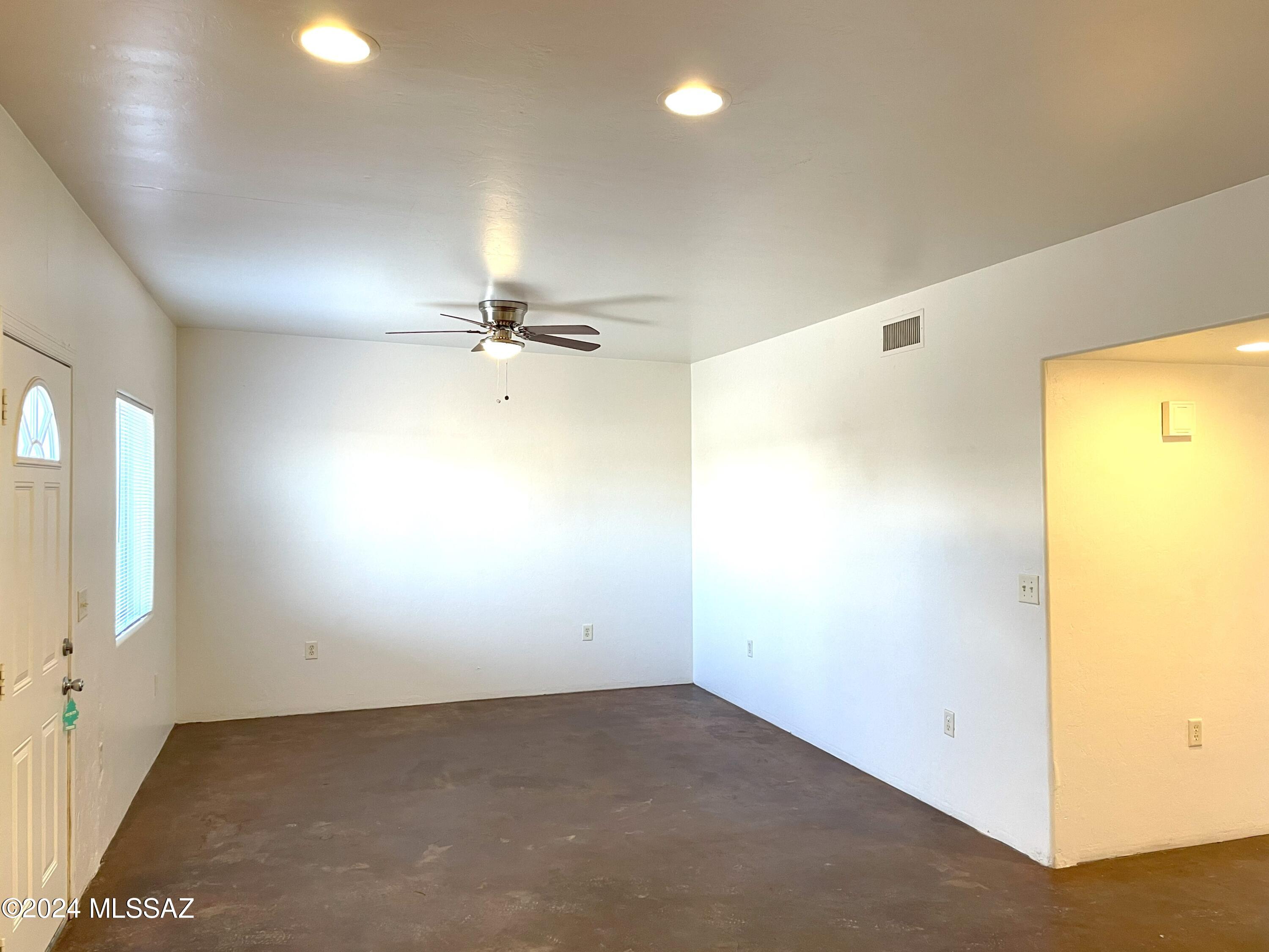 1307 W St Clair Street Unit: 1