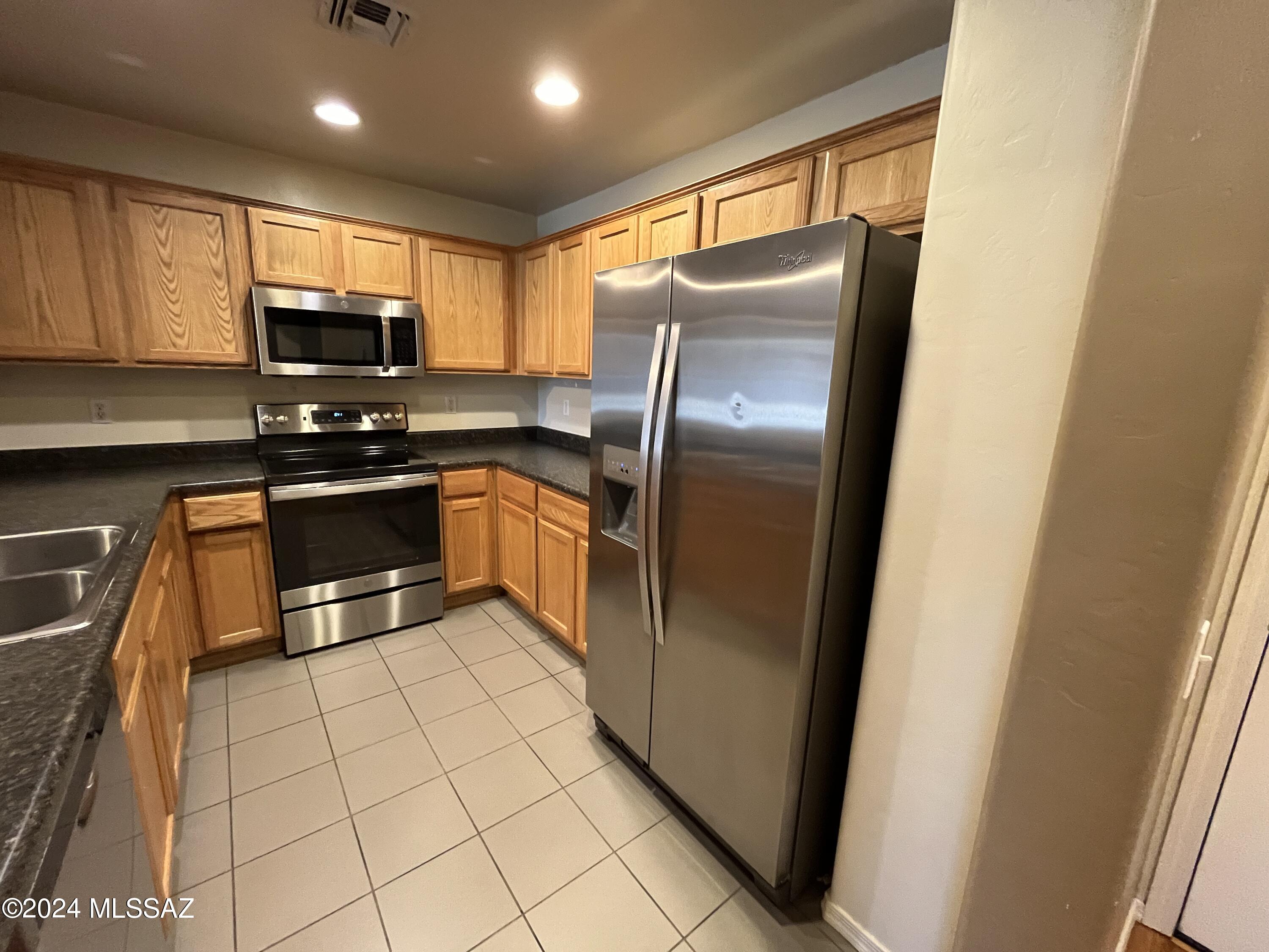 6002 S Cedar Elm Lane