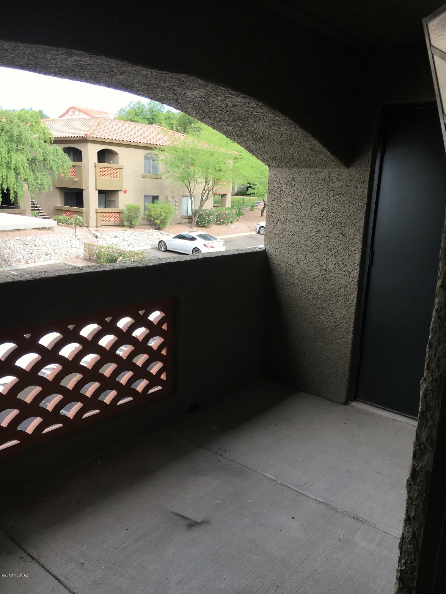 5751 N Kolb Road Unit: 41203