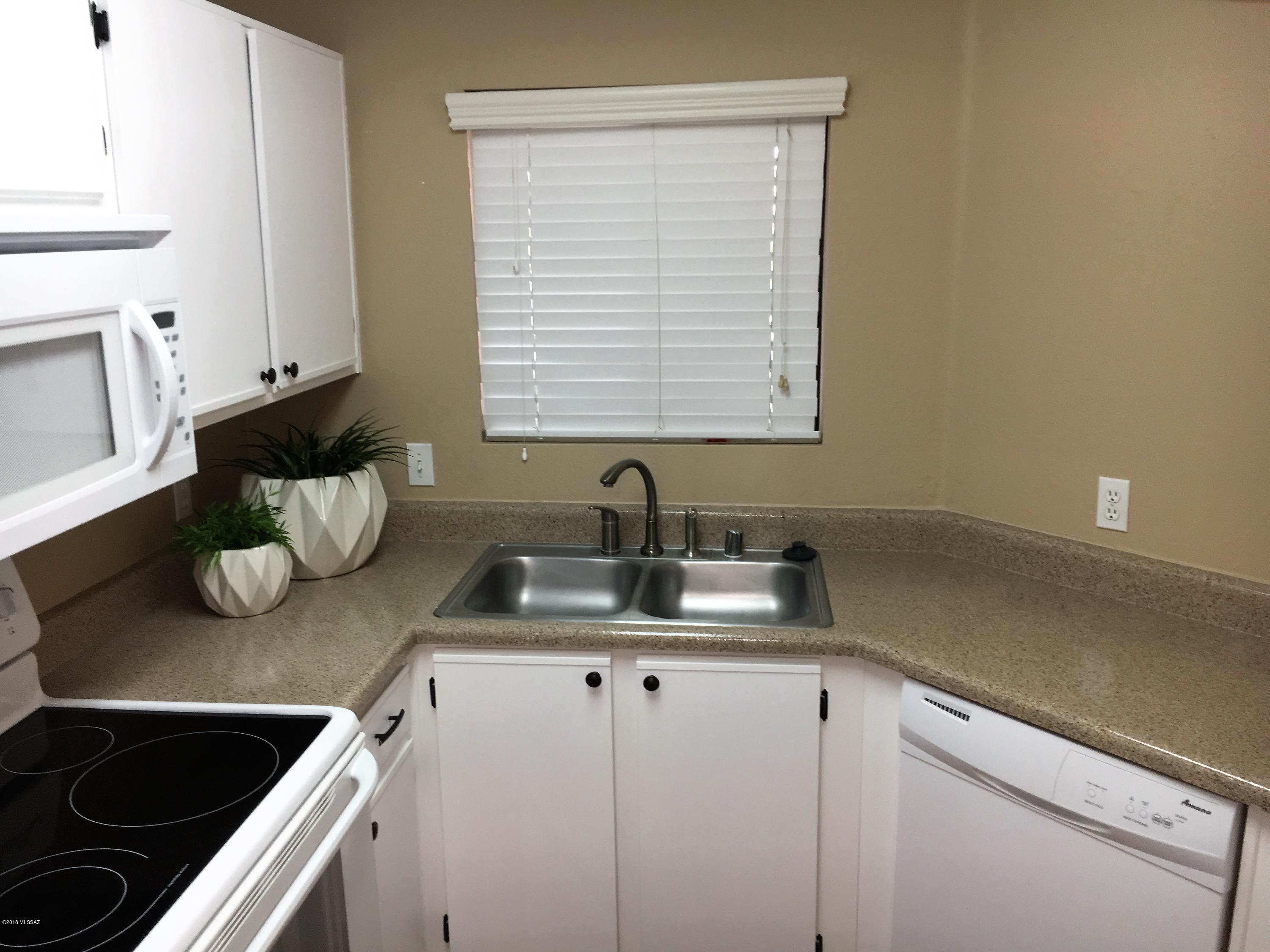 5751 N Kolb Road Unit: 41203