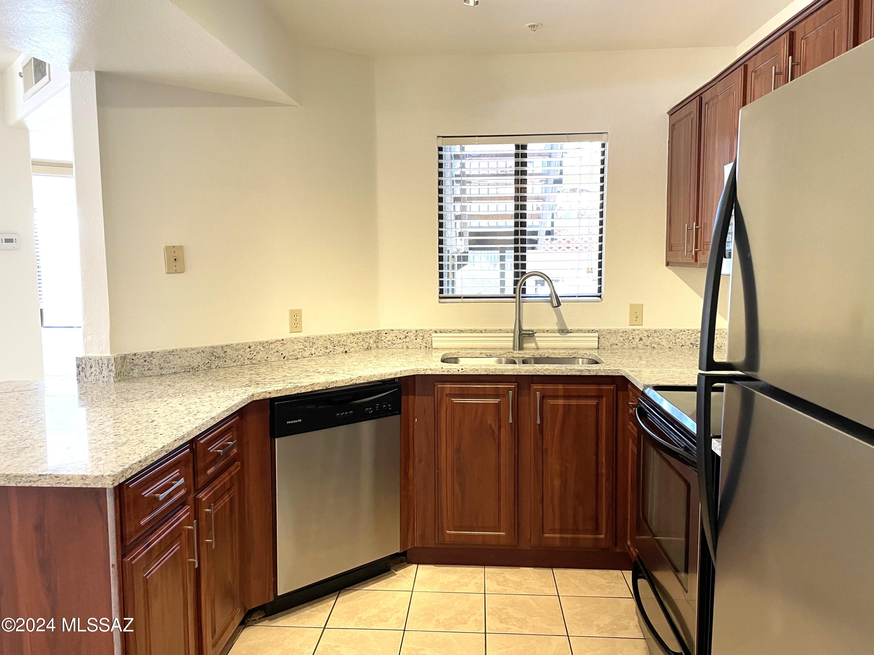 5751 N Kolb Road N Unit: # 18104