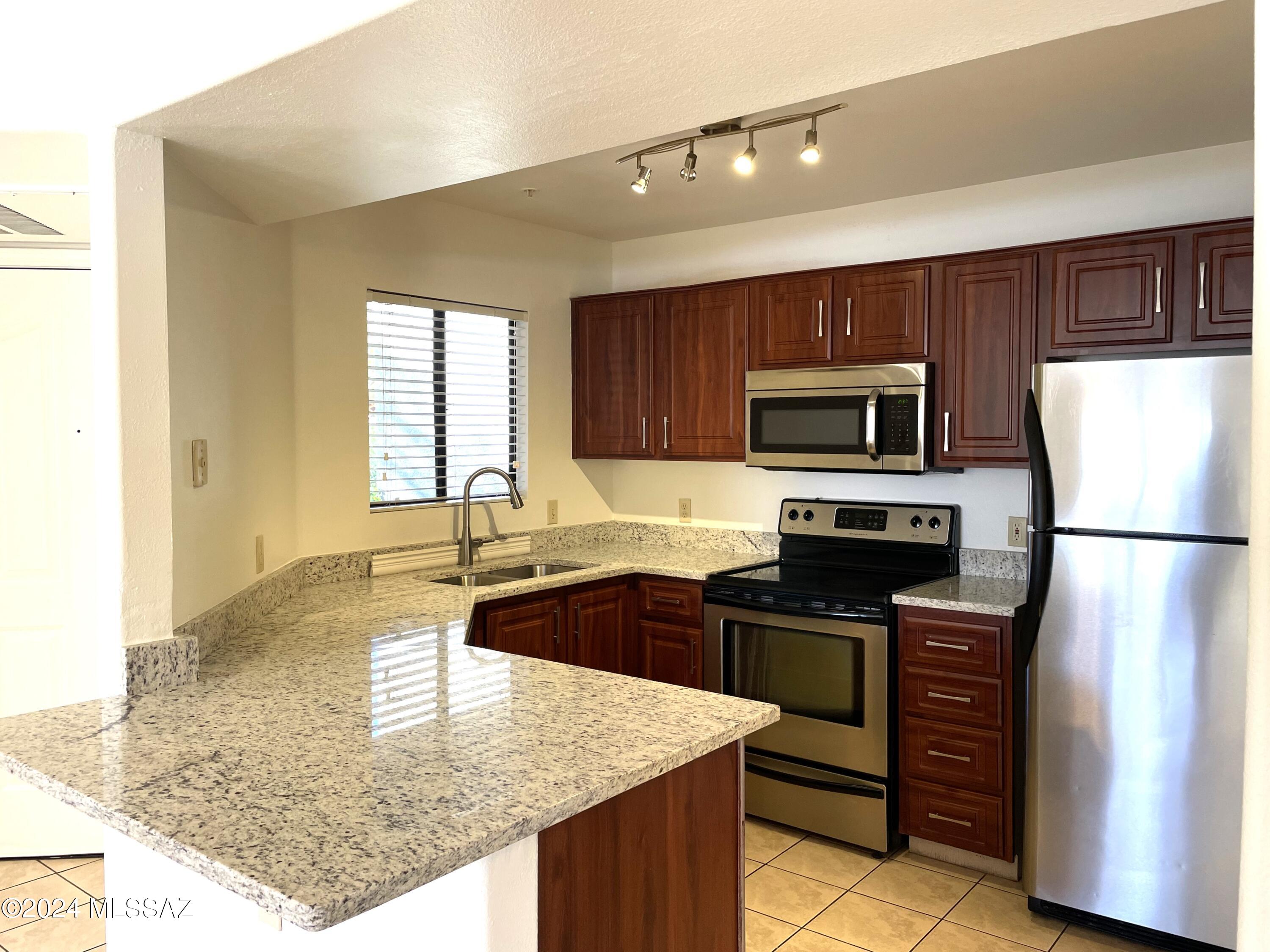 5751 N Kolb Road N Unit: # 18104