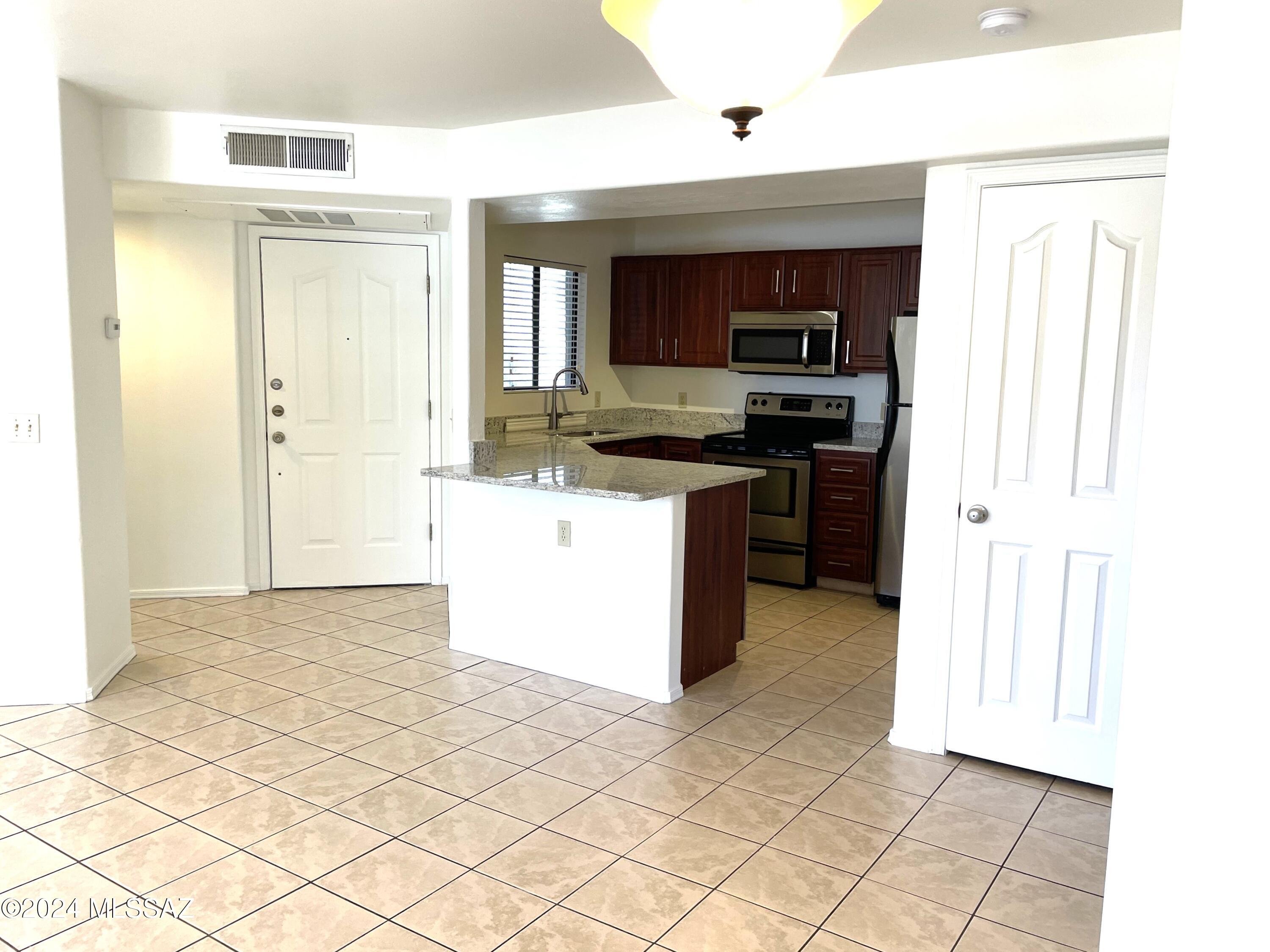 5751 N Kolb Road N Unit: # 18104