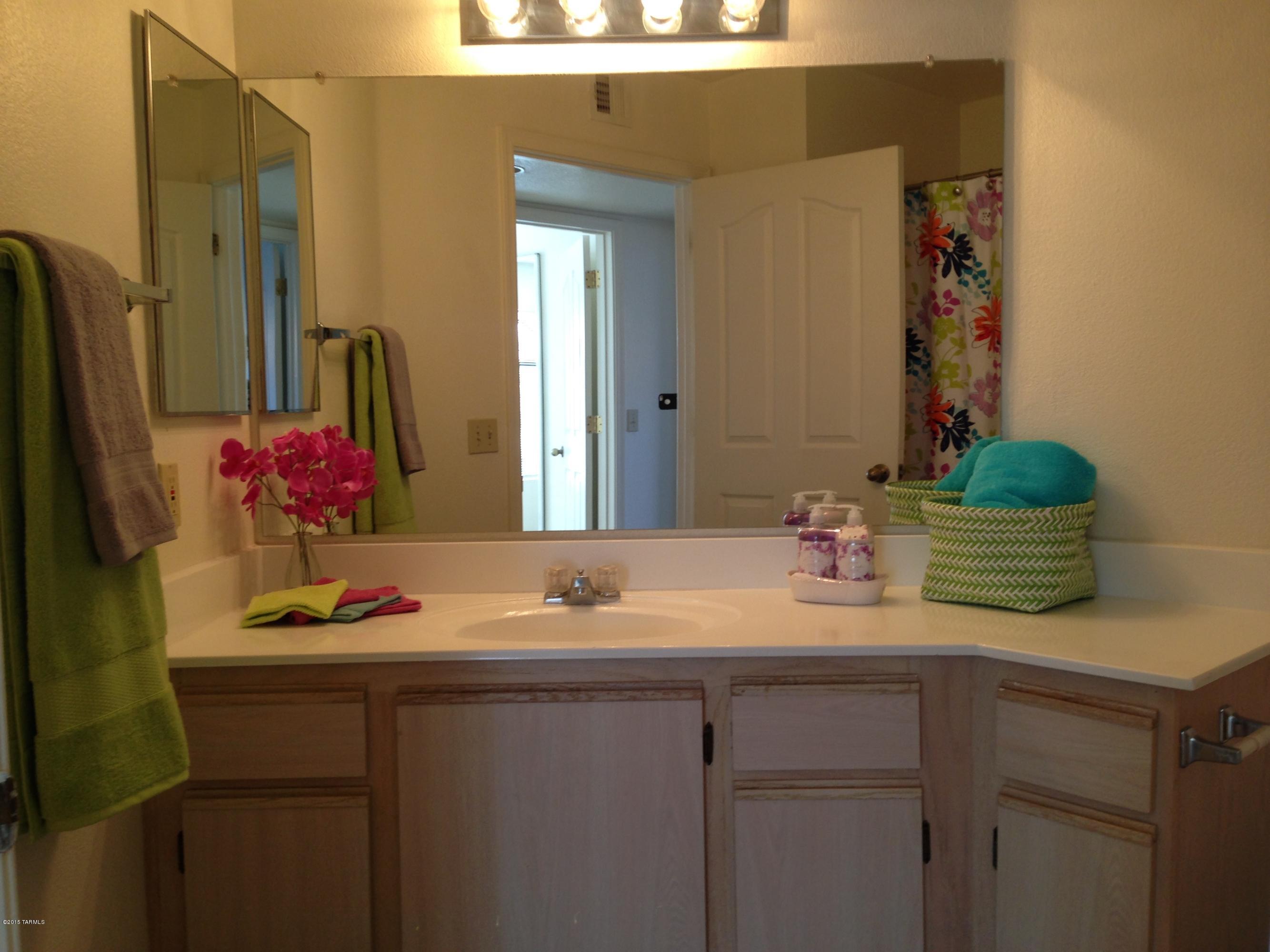 5751 N Kolb Road Unit: 22103