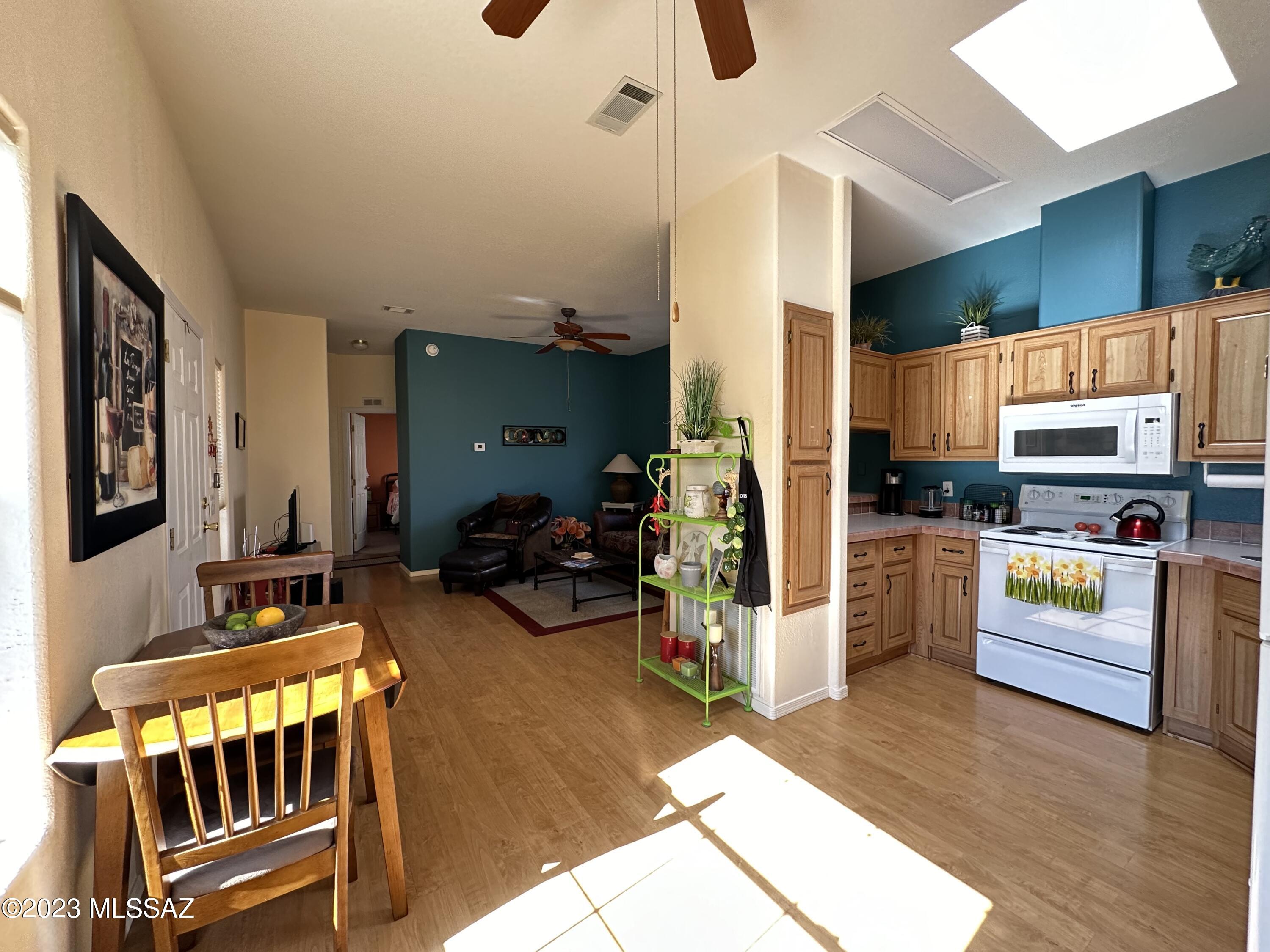 1260 W Calle De Sotelo