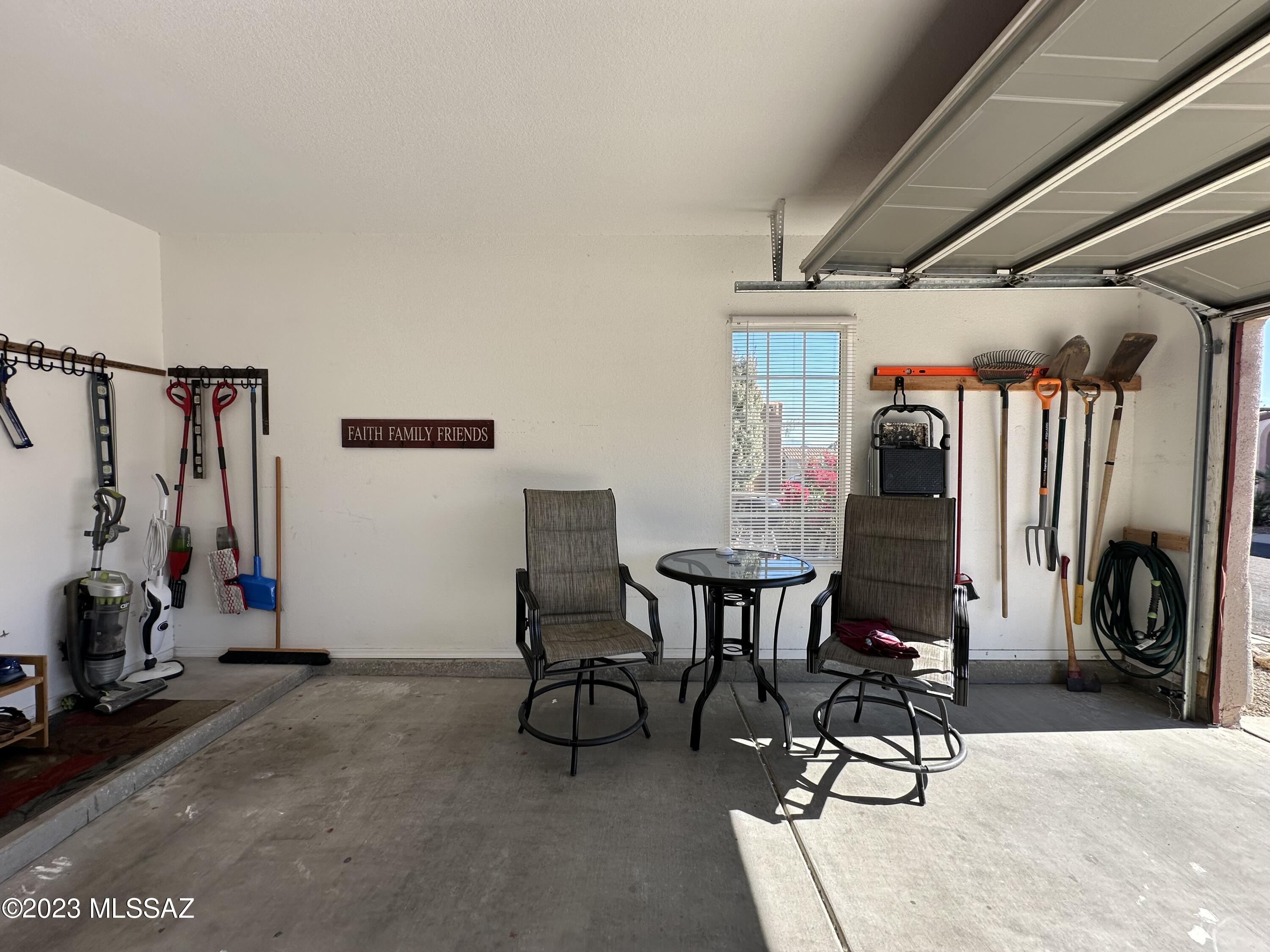 1260 W Calle De Sotelo