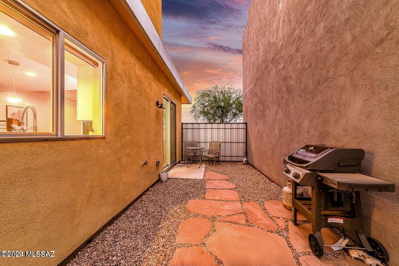 840 E Park Modern Drive