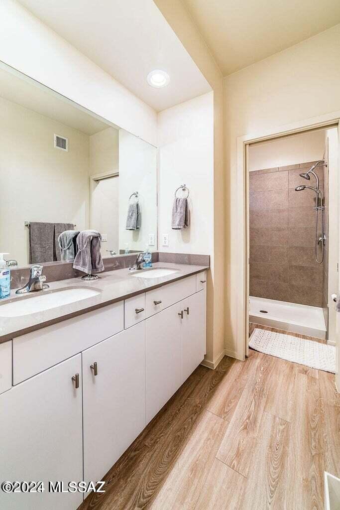 840 E Park Modern Drive