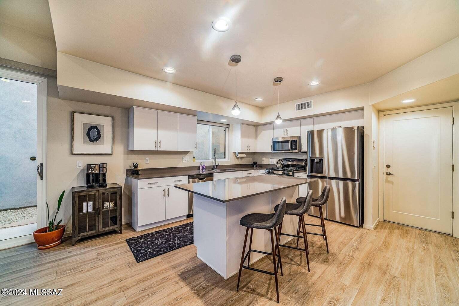 840 E Park Modern Drive