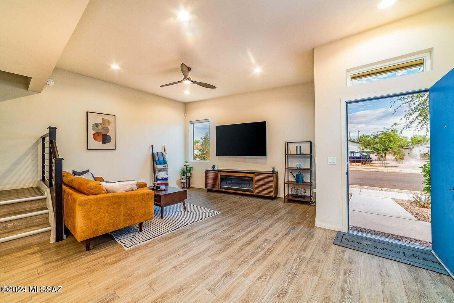 840 E Park Modern Drive