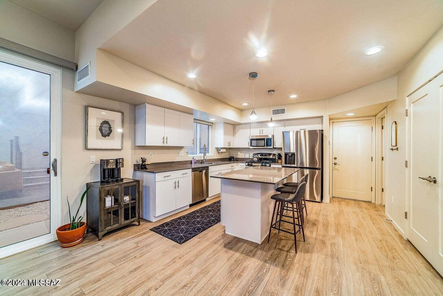 840 E Park Modern Drive