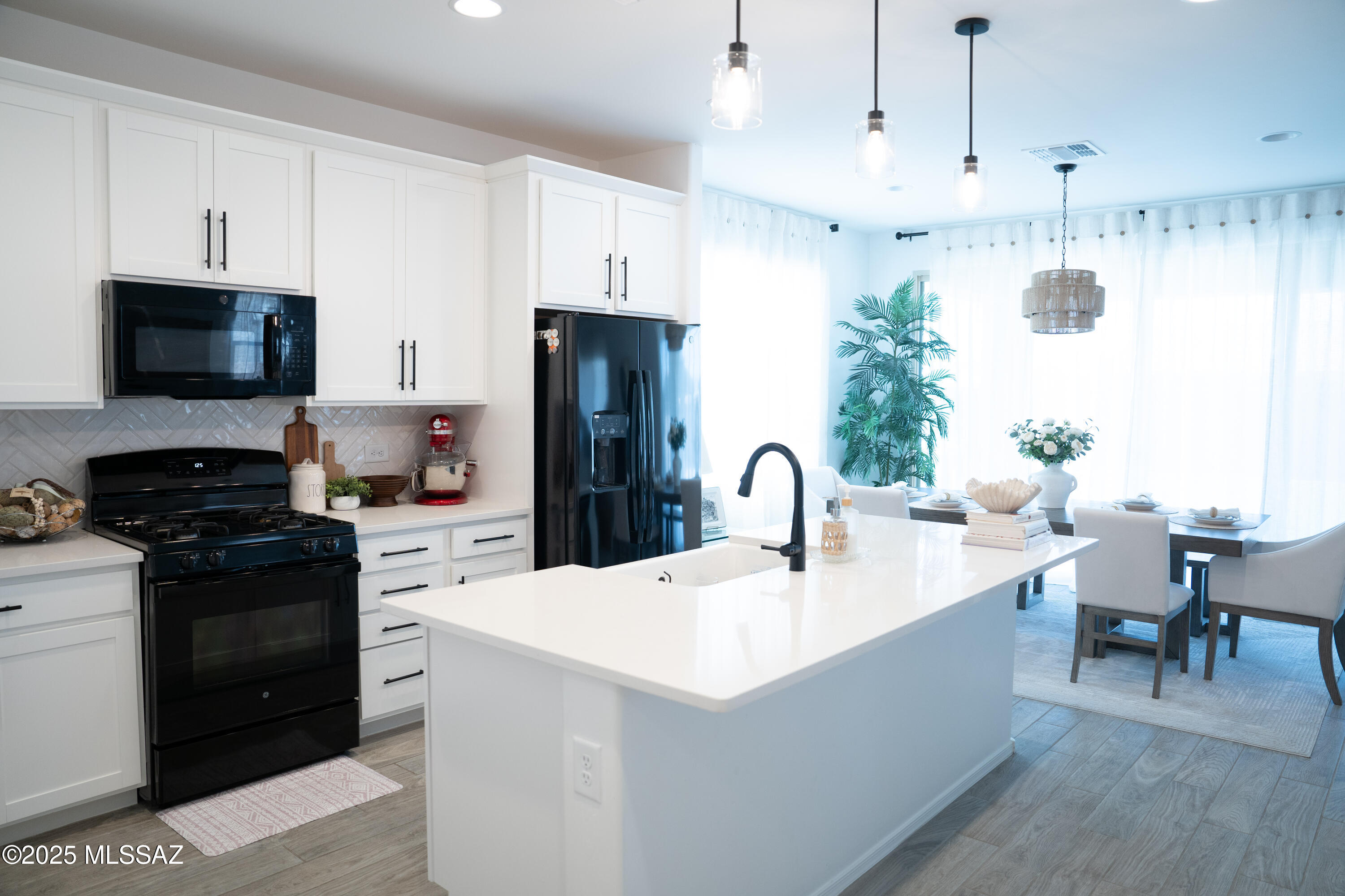 10170 S Rolling Water Drive