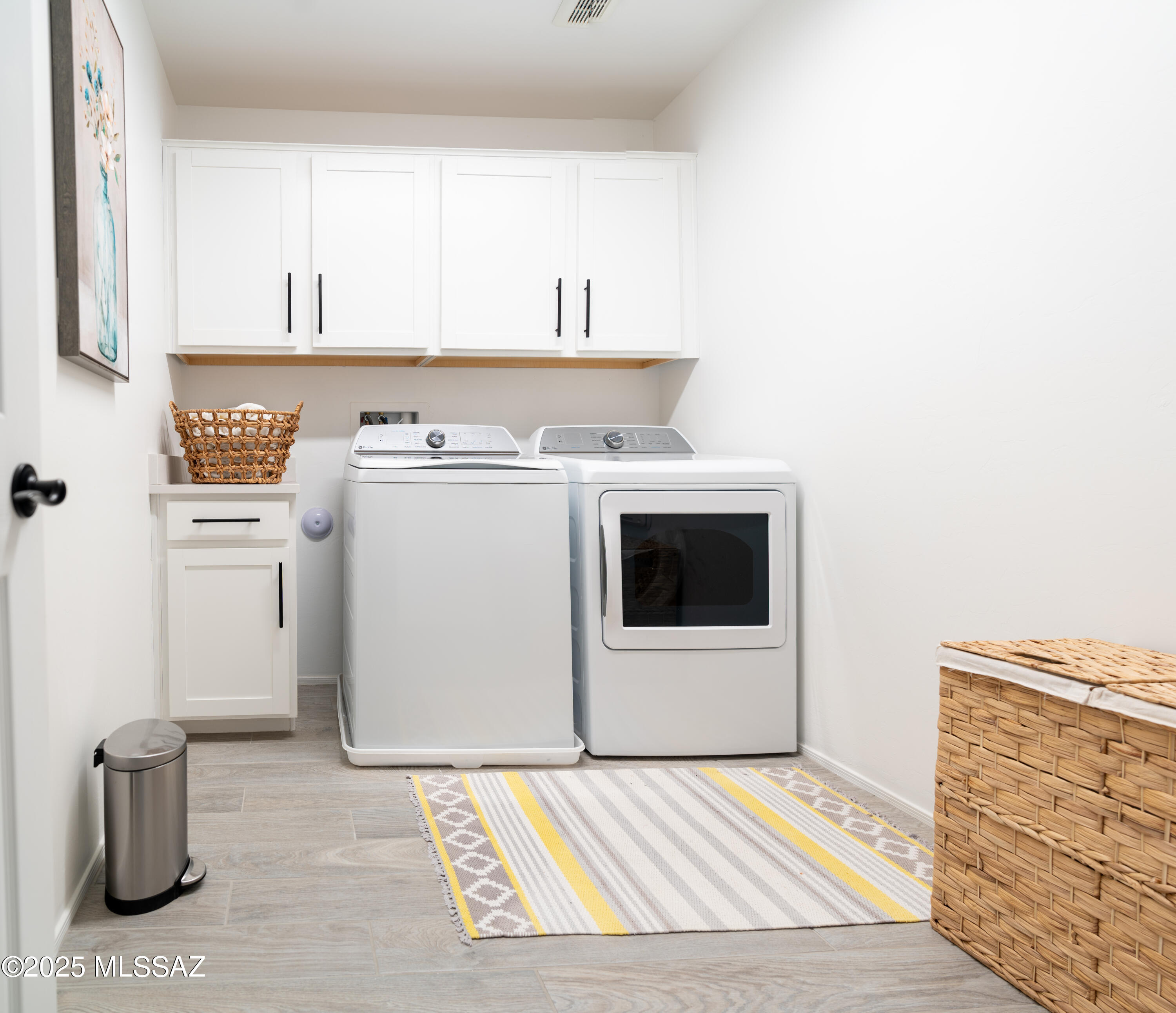 10170 S Rolling Water Drive