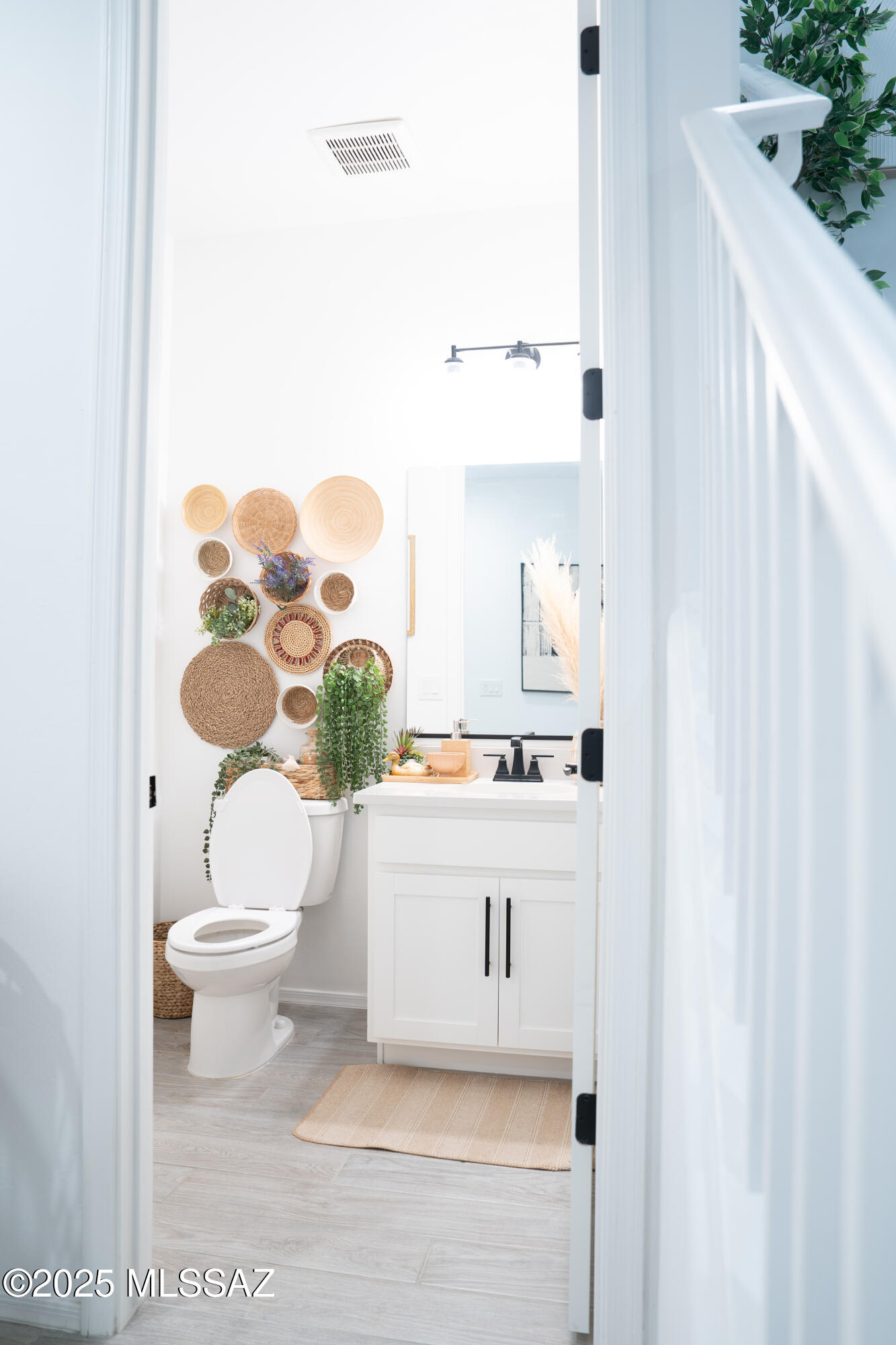 10170 S Rolling Water Drive