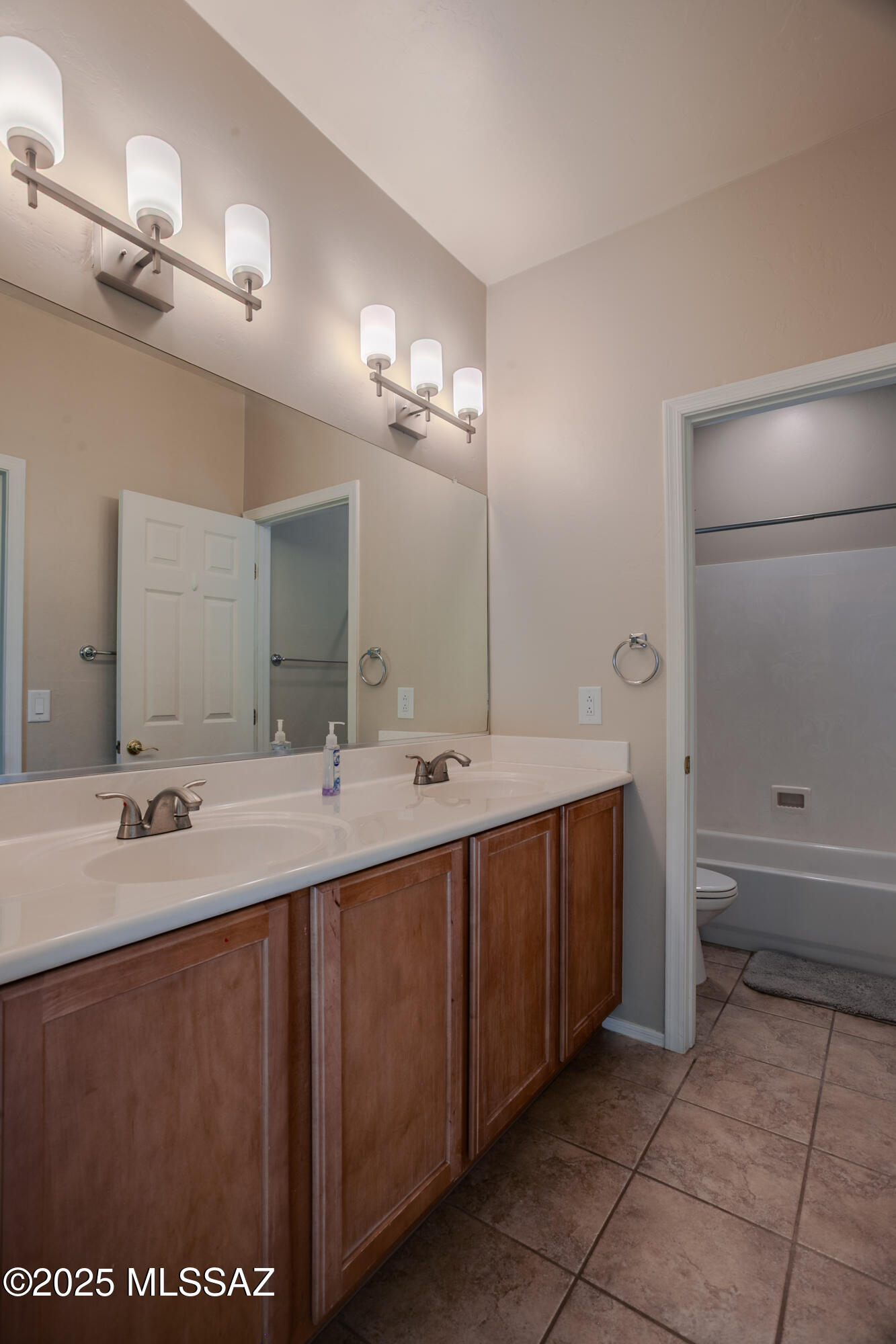 6161 N Placita San Agustin