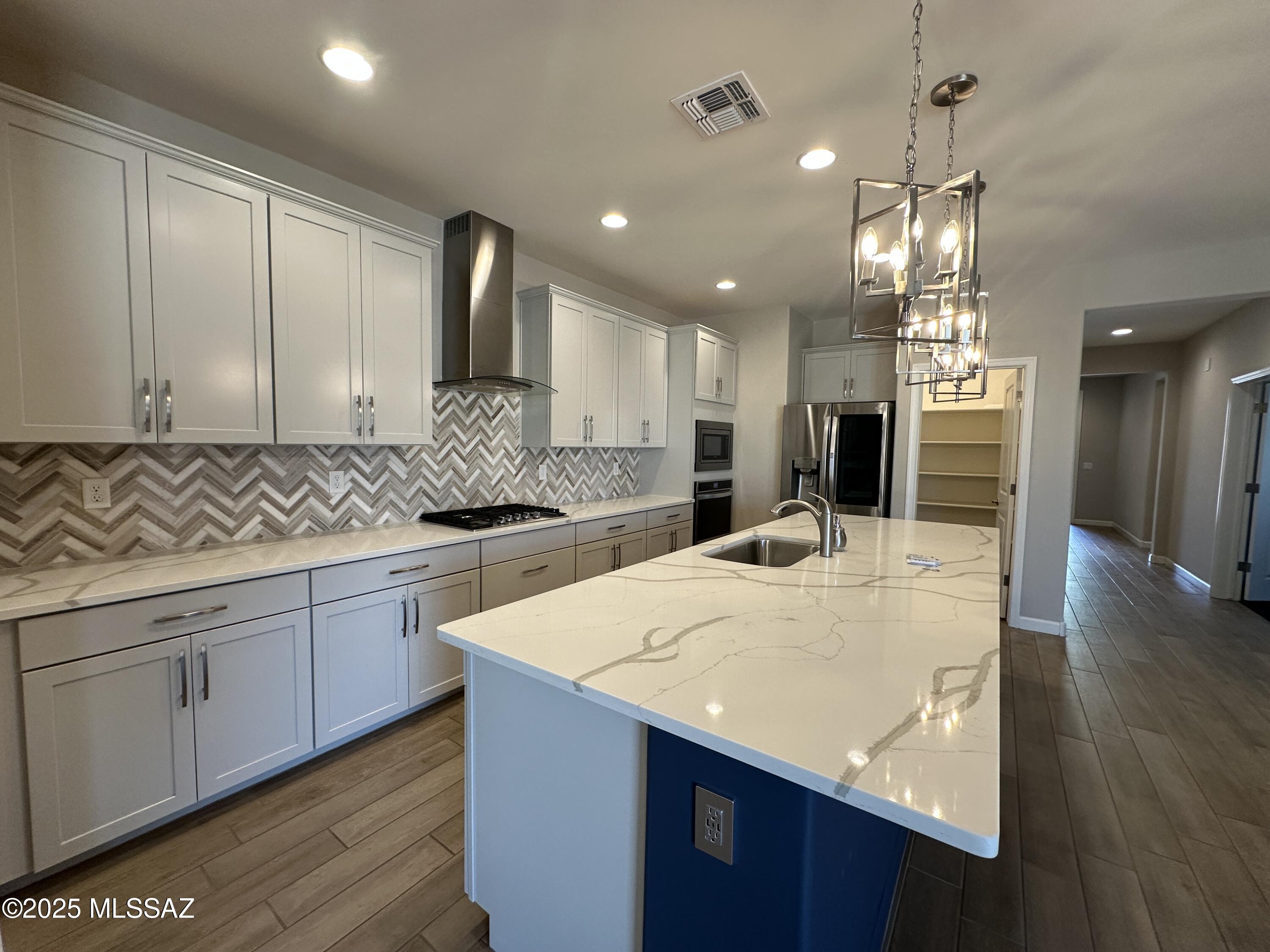 2238 W Azure Creek Loop