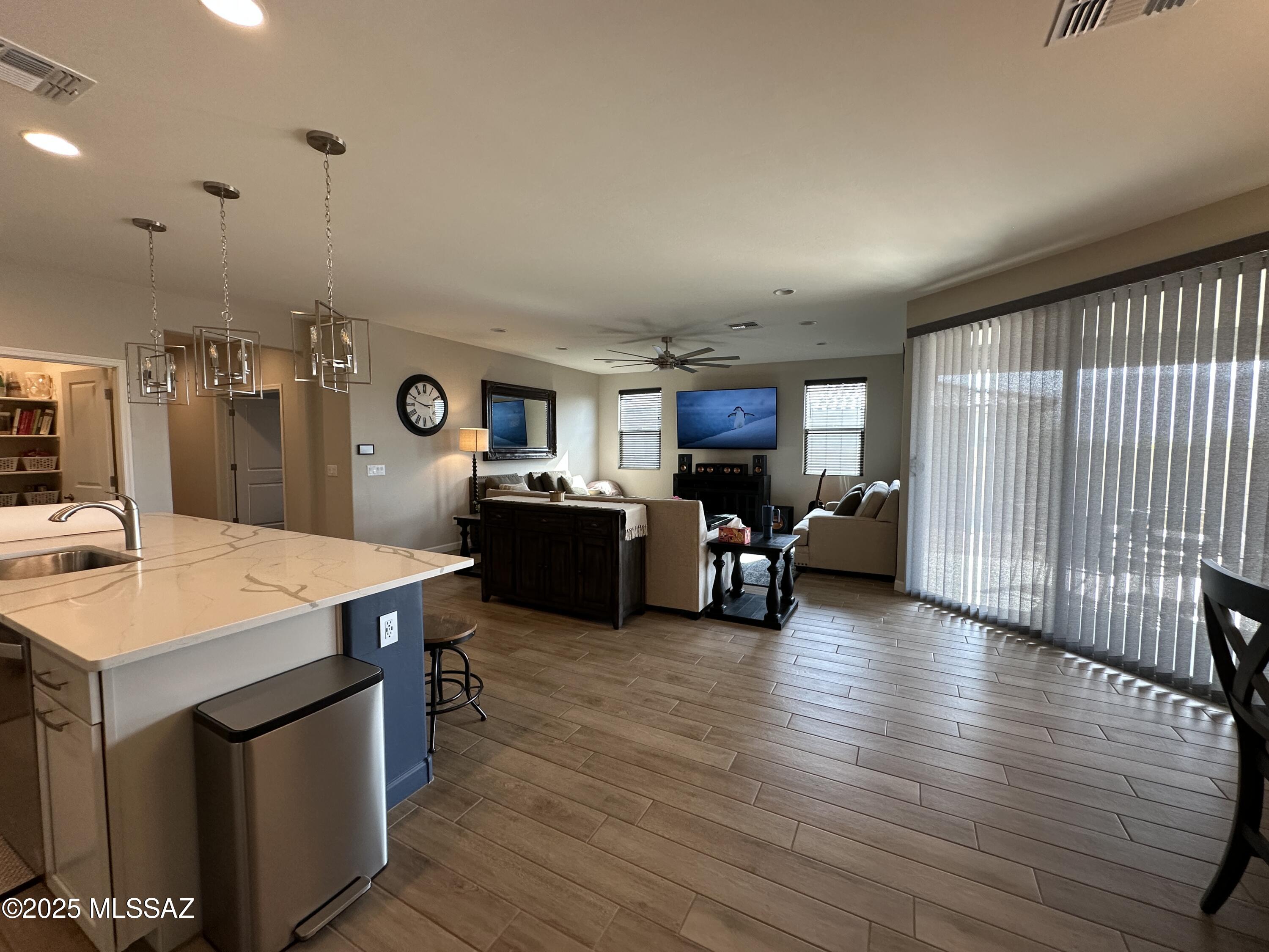2238 W Azure Creek Loop