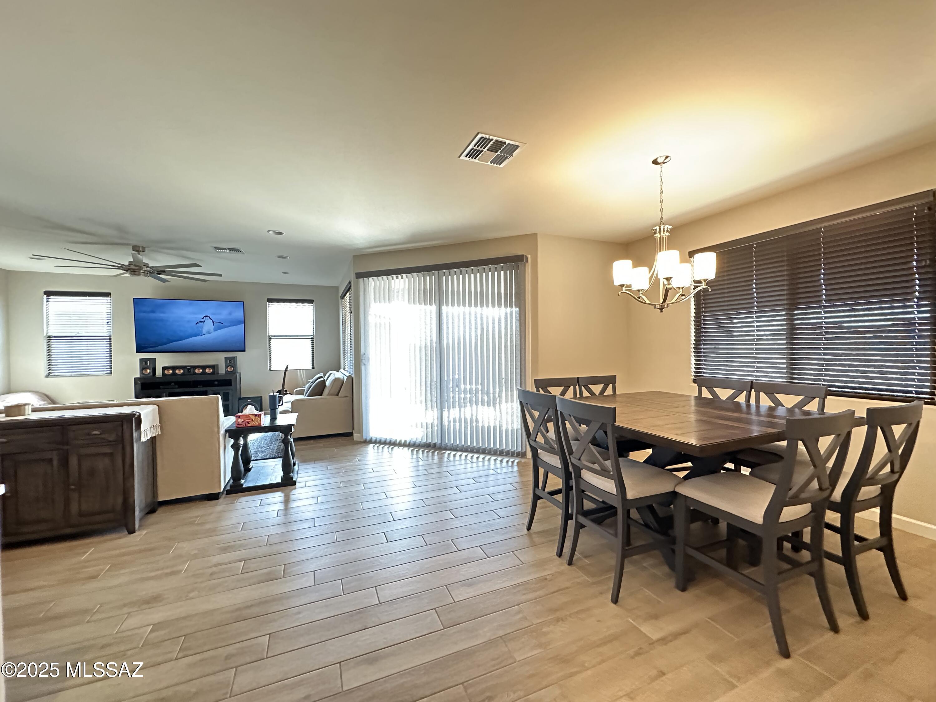 2238 W Azure Creek Loop
