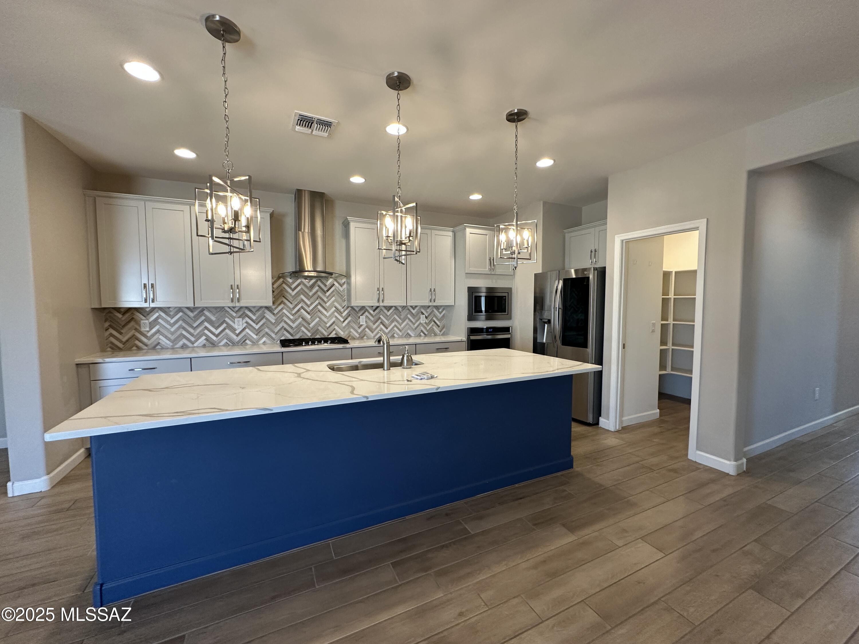2238 W Azure Creek Loop