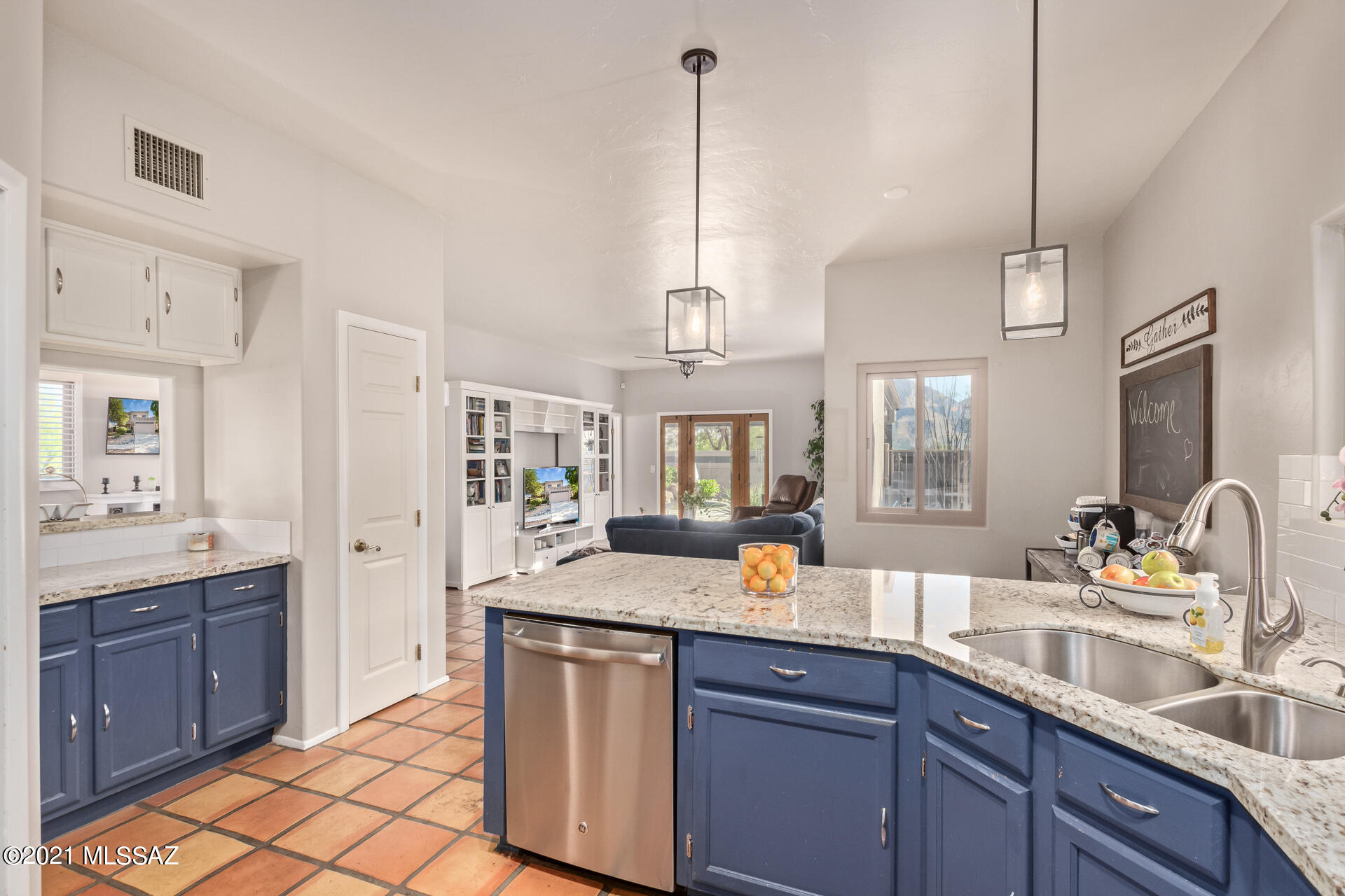 65 W Blackstone Road