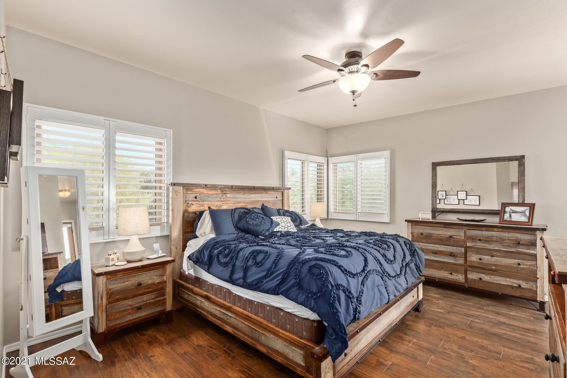 65 W Blackstone Road