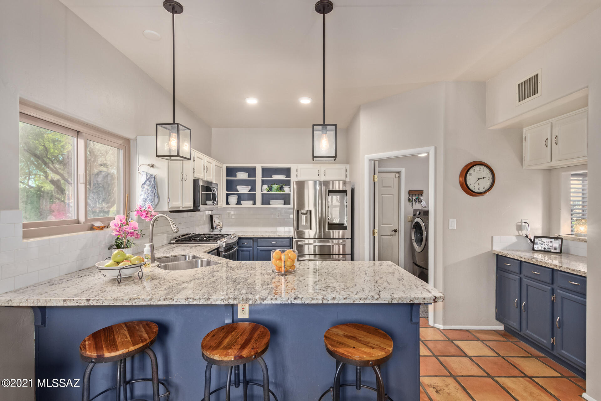 65 W Blackstone Road