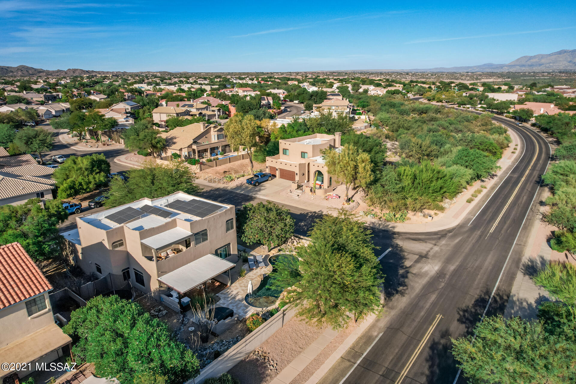 65 W Blackstone Road